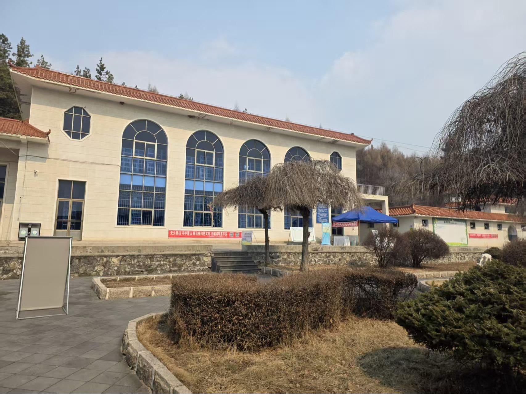 宁安市殡葬服务中心骨灰堂园区图片