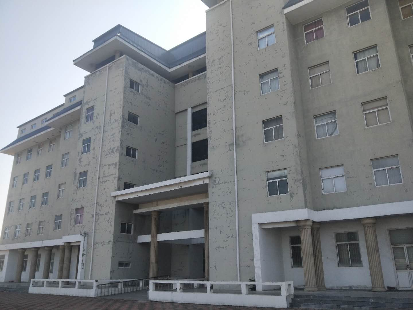 小站镇迎新骨灰堂