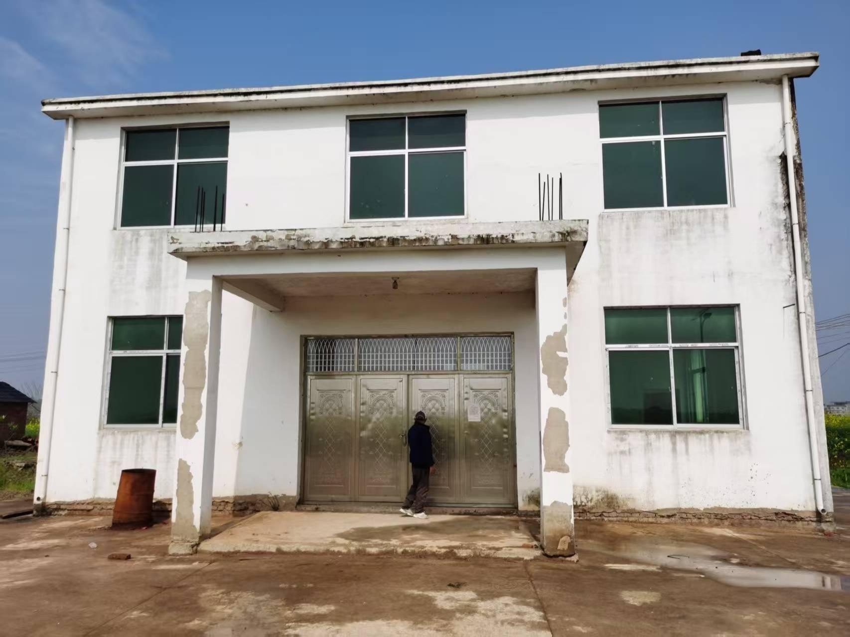 鄱阳县昌洲乡南林村庙背安息堂