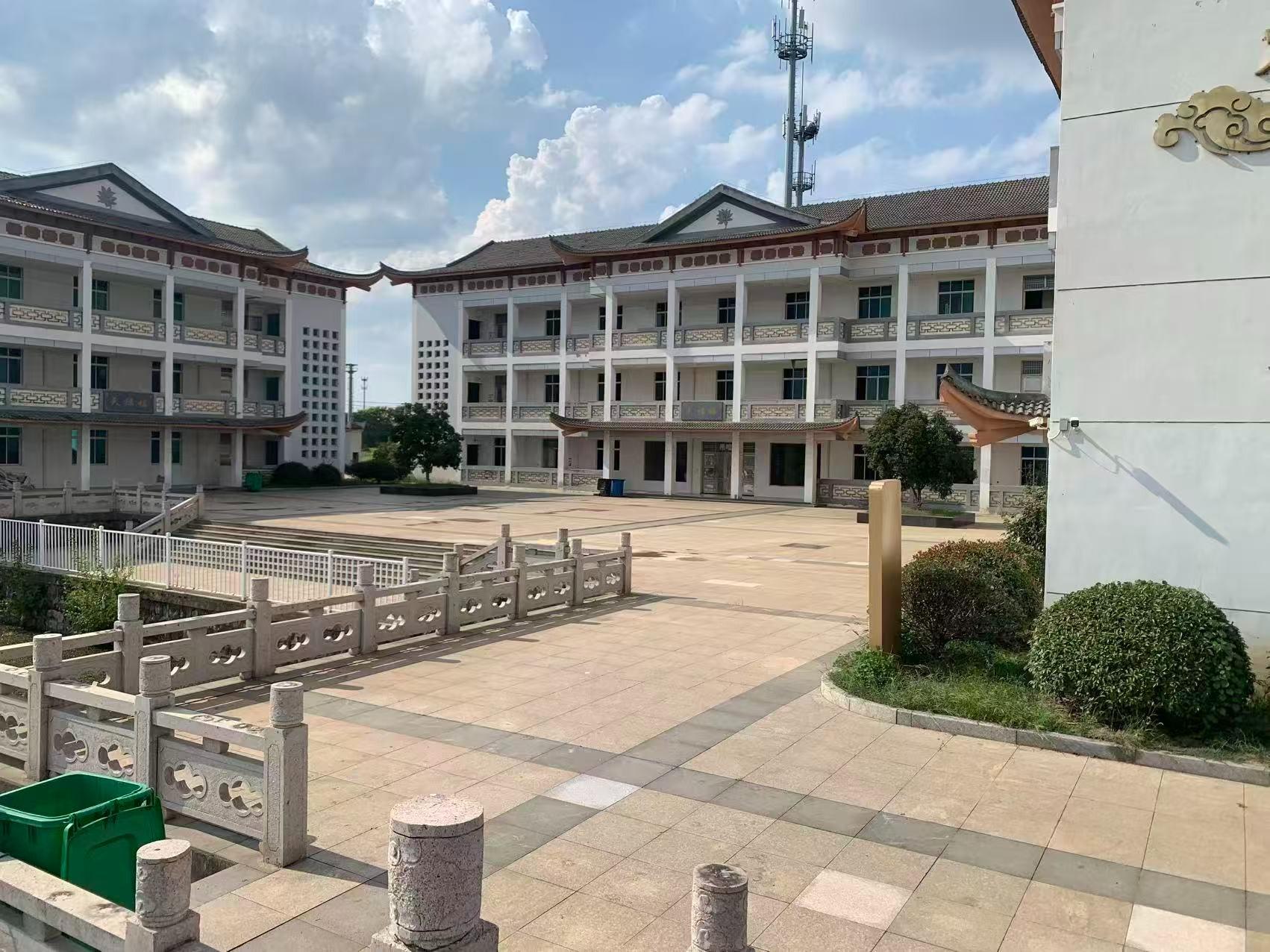 青阳镇桐岐纪念堂园区图片