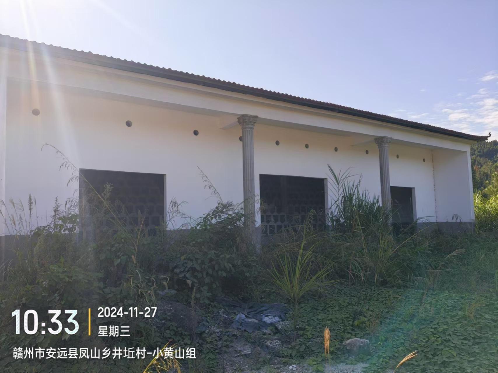 安远县凤山乡井坵村骨灰灵堂园区图片