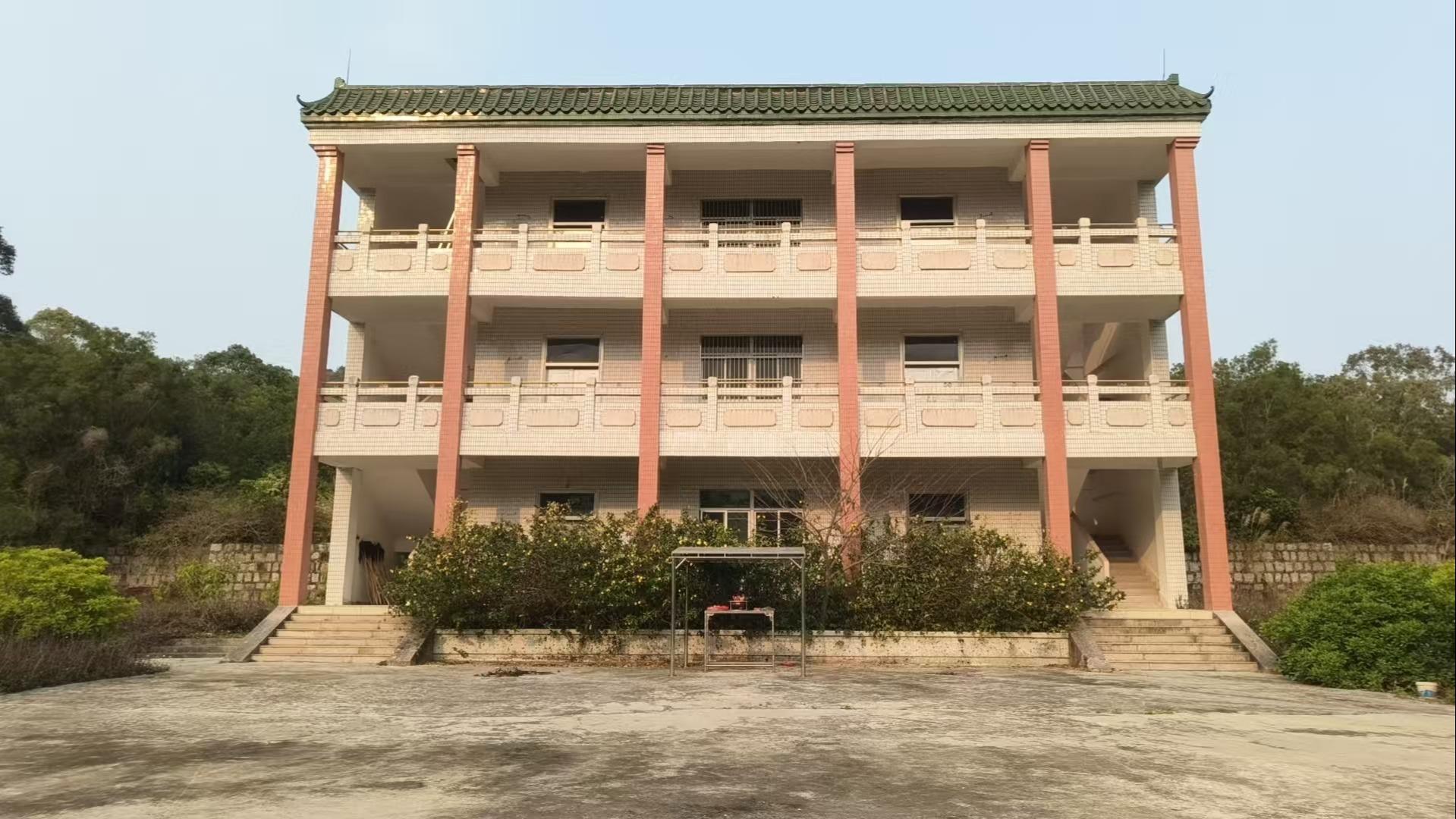 汕头市潮南区峡山街道骨灰楼园区图片