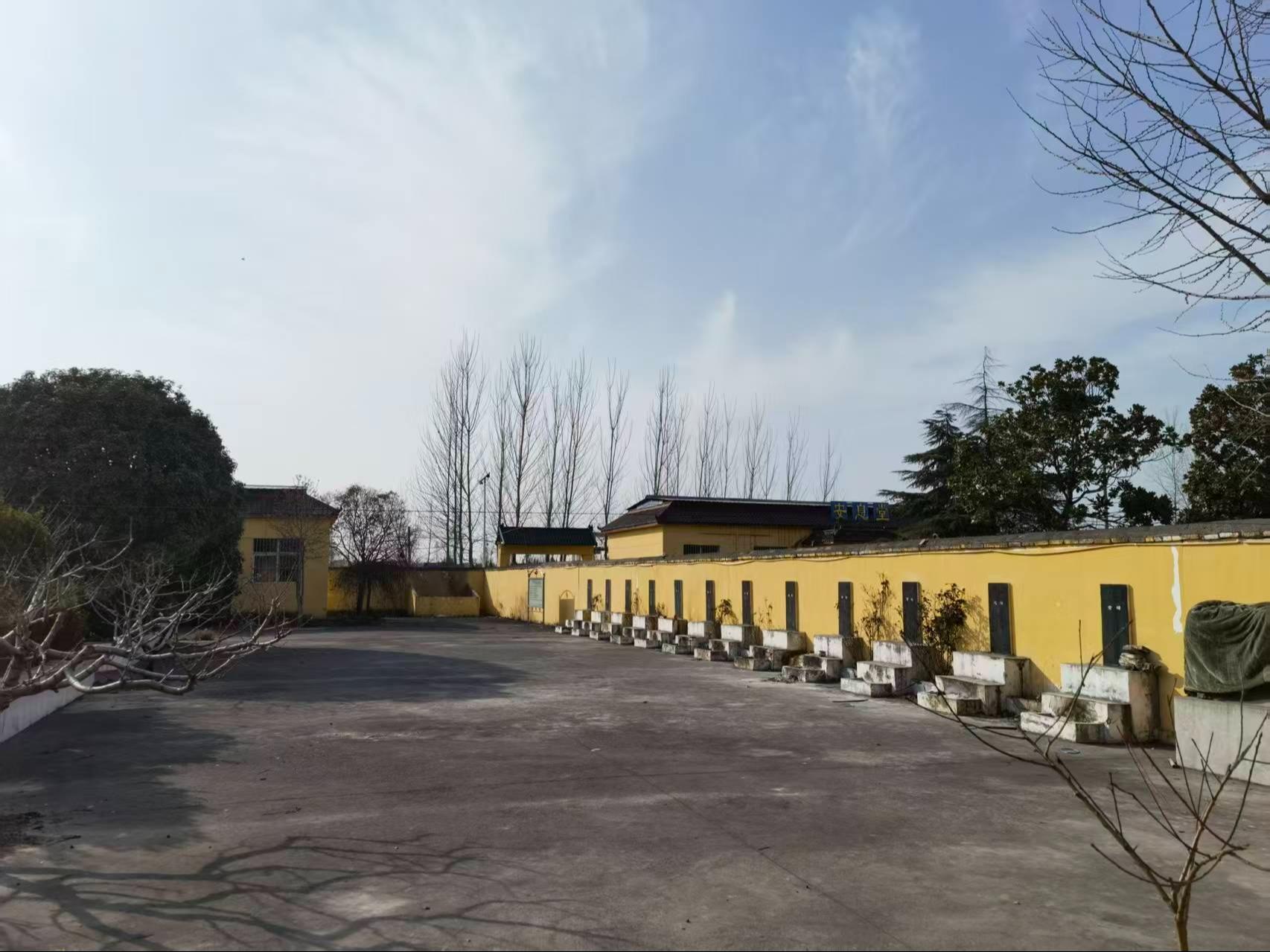 淮北市相山区渠沟镇桥头村骨灰堂园区图片
