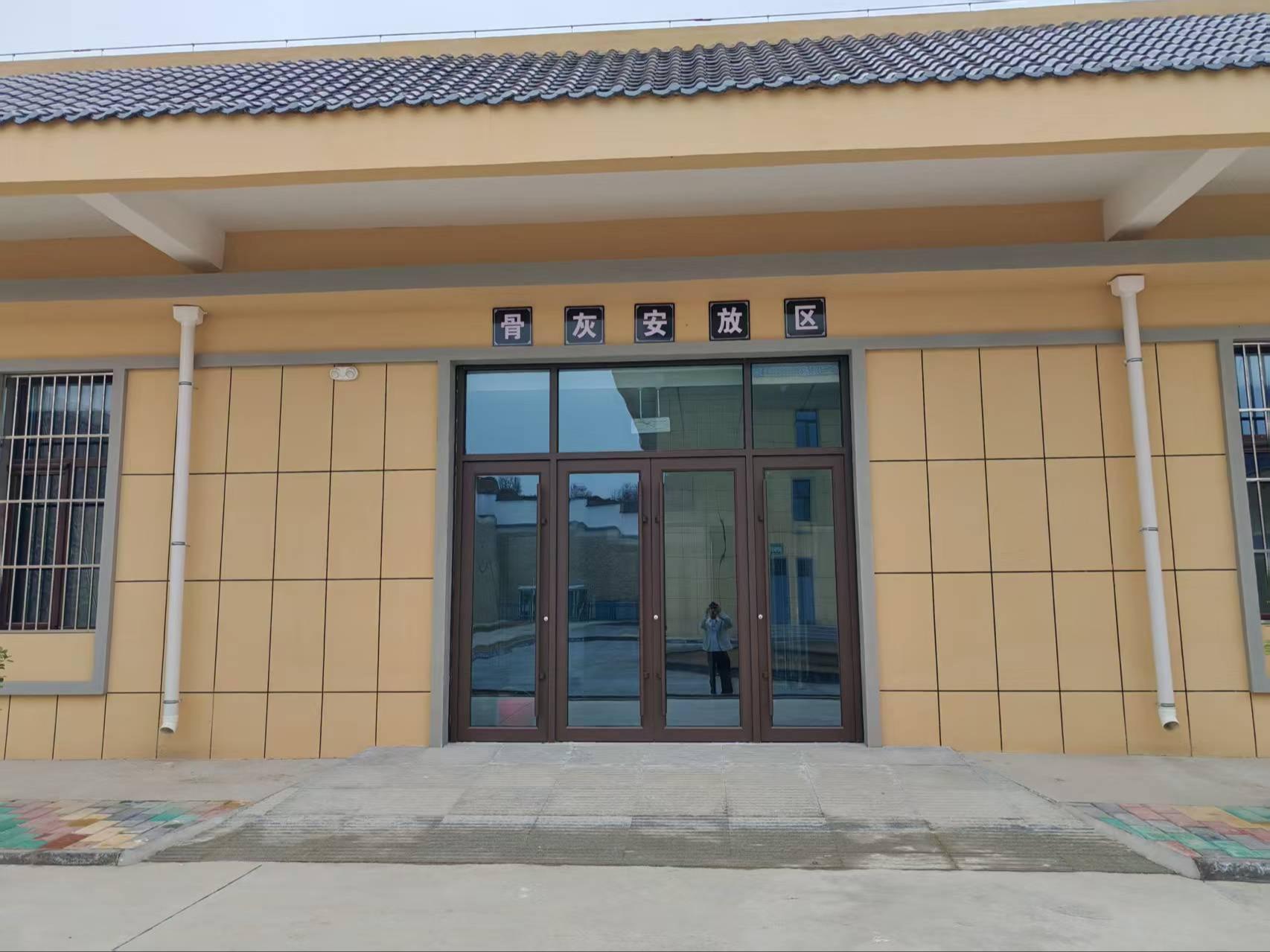 康乐县殡仪馆骨灰堂园区图片