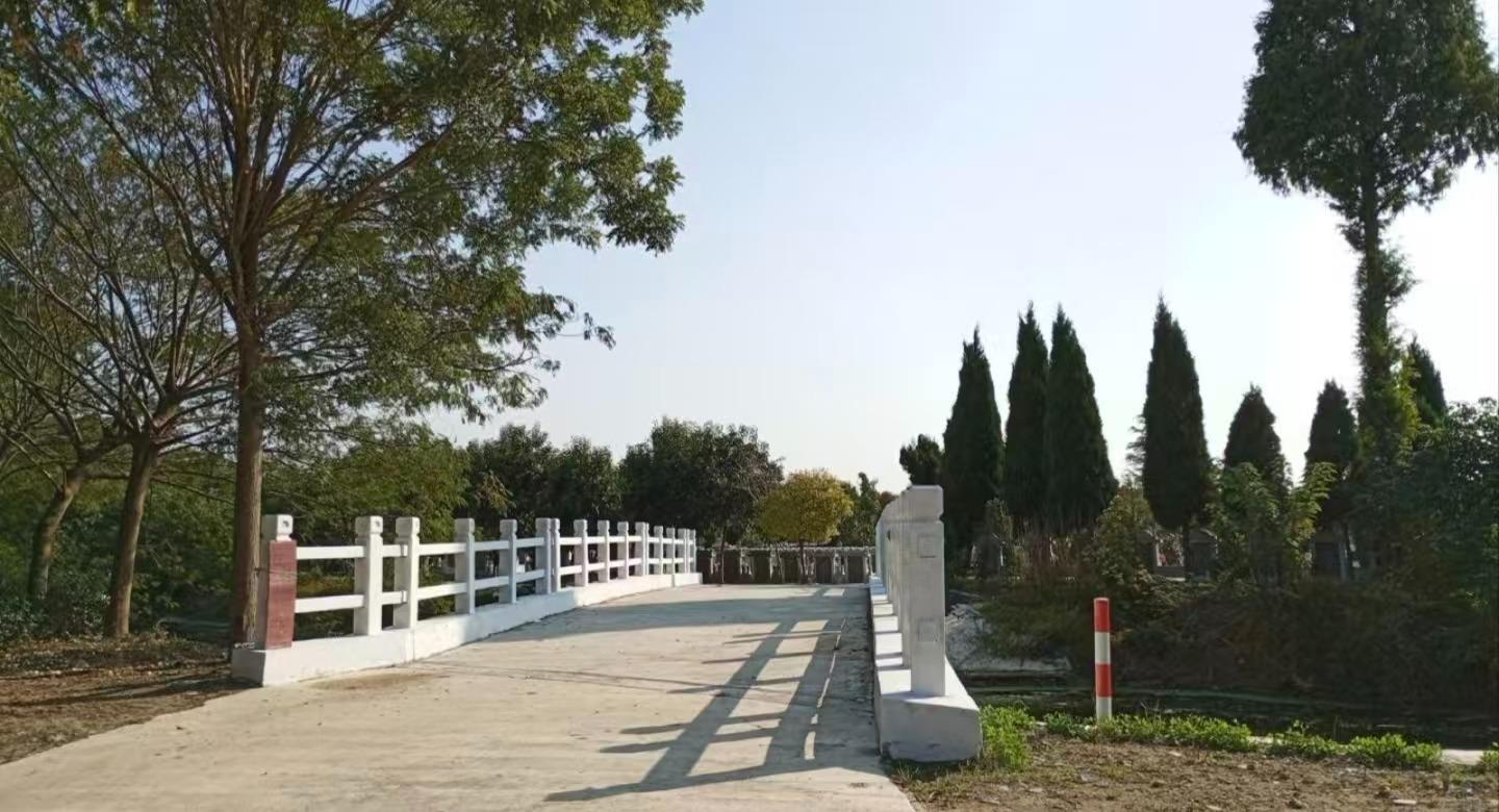 高邮市马棚街道常青墓园