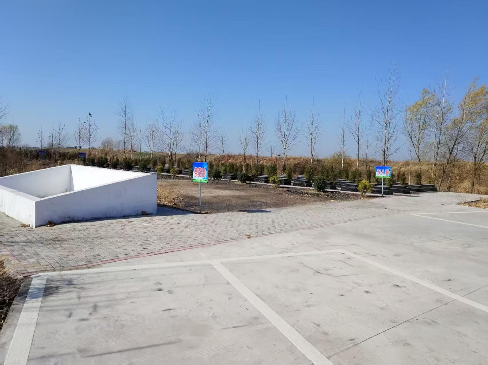 利辛县旧城镇公益性公墓园区图片