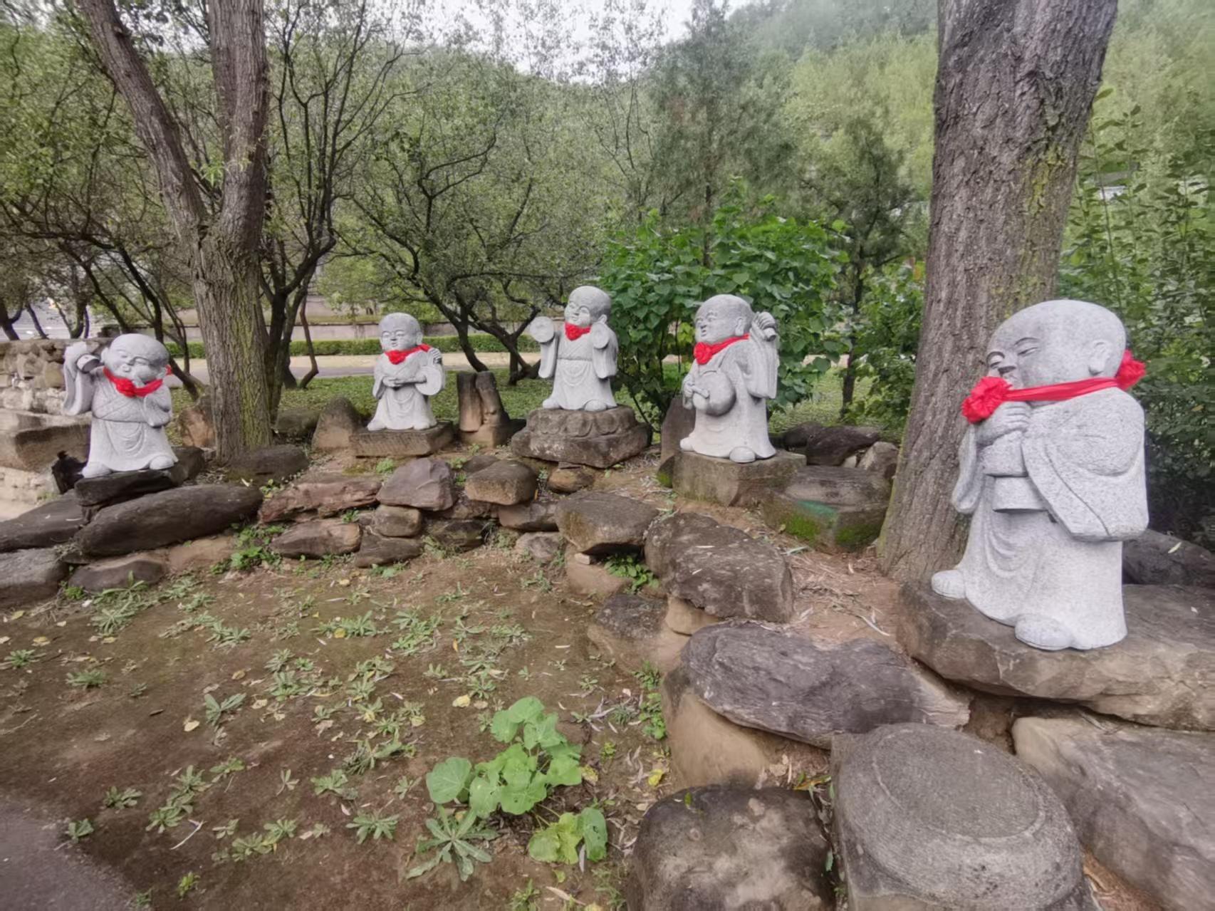 延安丰泽岭公益性公墓园区图片