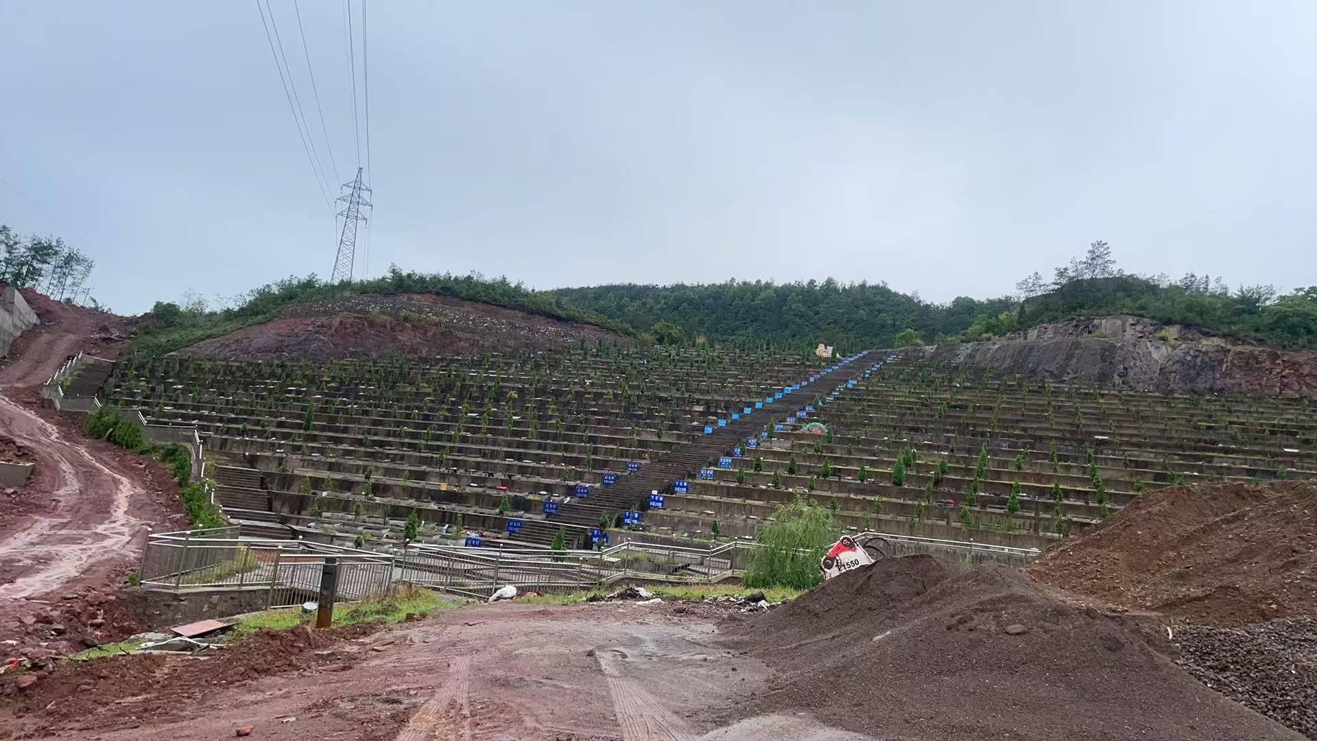 东阳市六石街道北山公墓园区图片