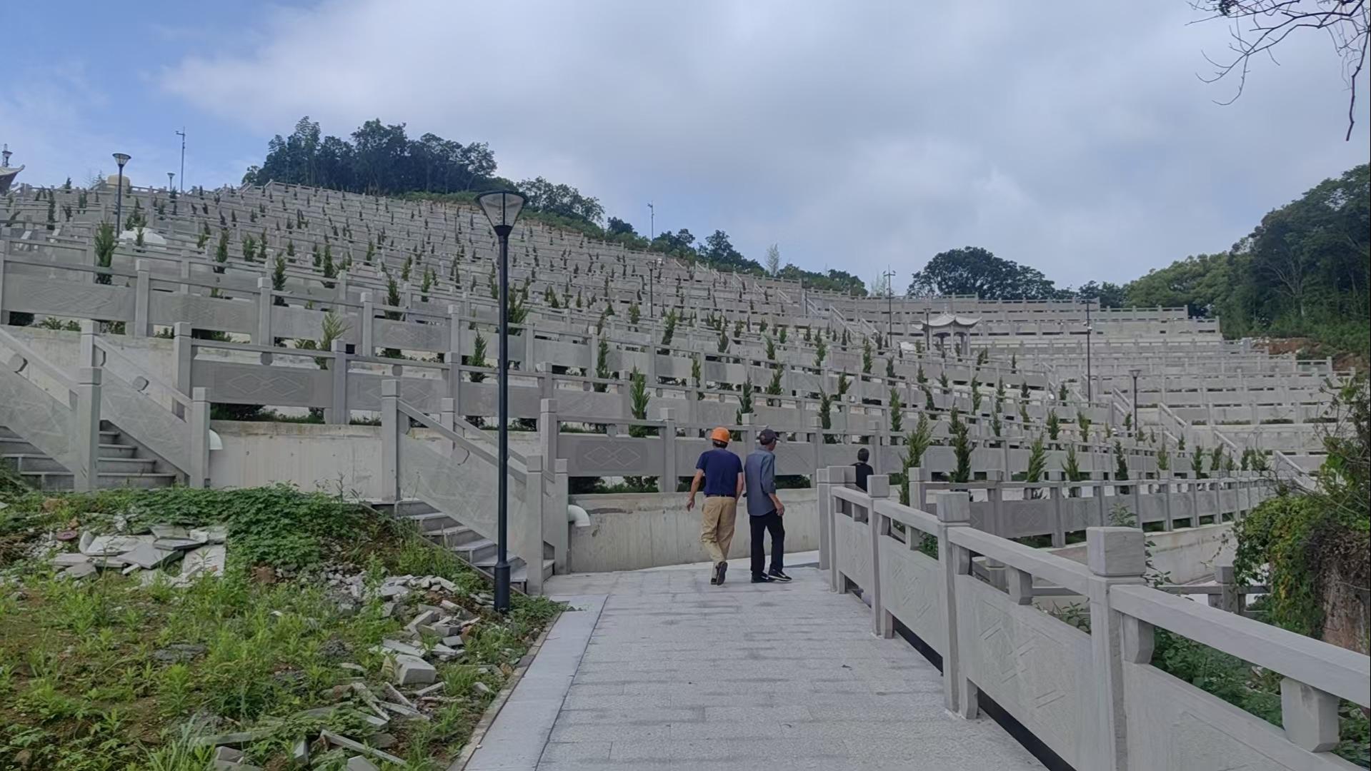深水岭公墓园区图片