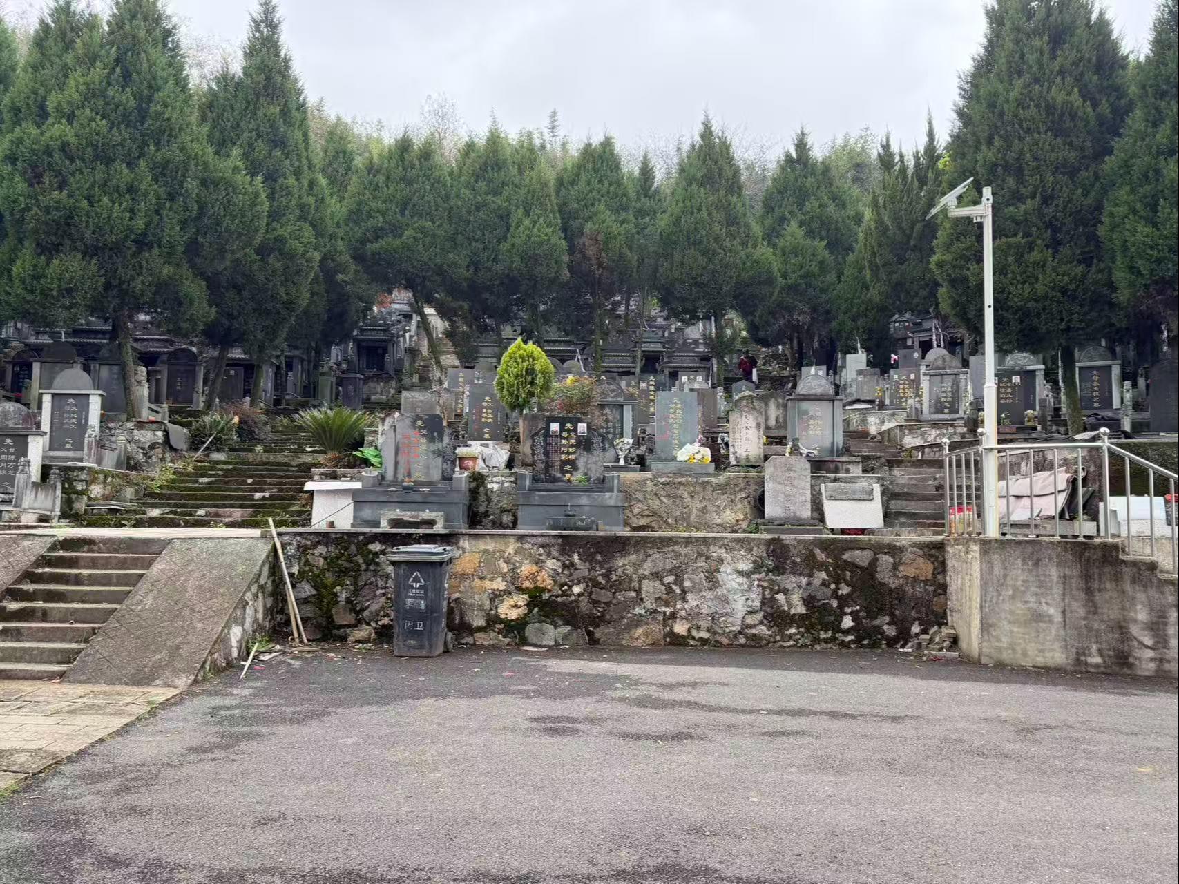 孙家坞社区公益性公墓