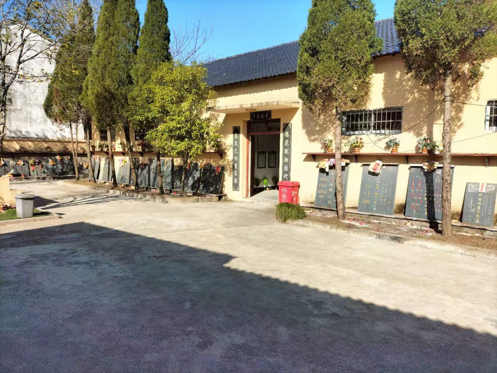 河边埂村骨灰堂园区图片