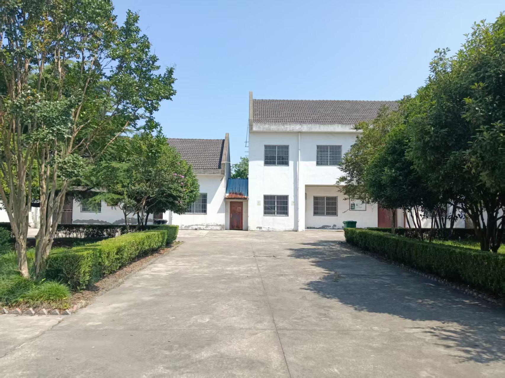 平湖市当湖街道通界寄存堂松鹤园园区图片