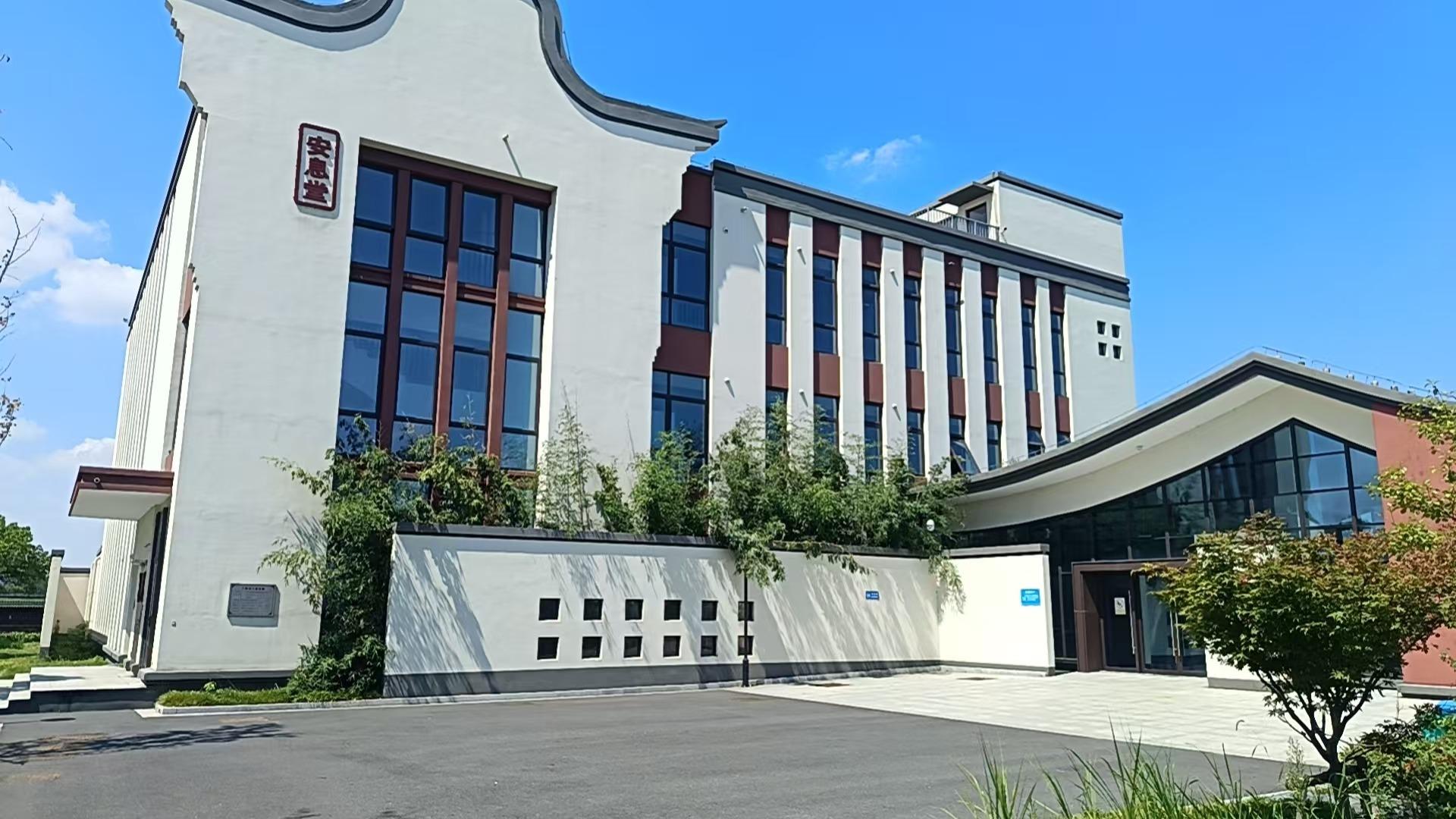 凤桥镇公墓园区图片