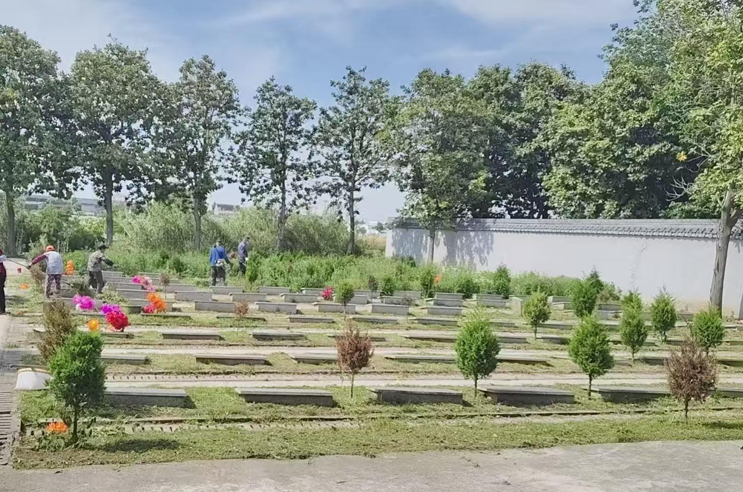 泰兴市曲霞镇公益性公墓印达墓区园区图片