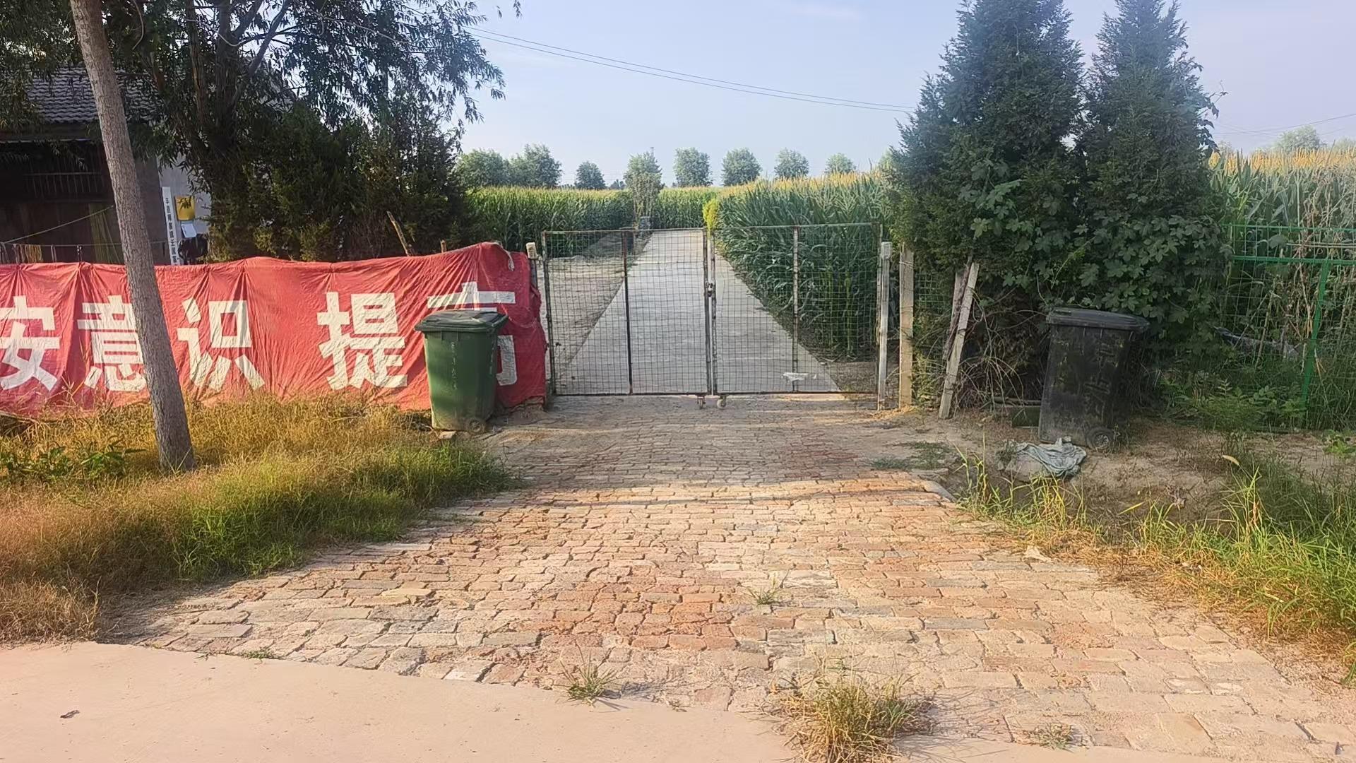 师寨镇公益性公墓