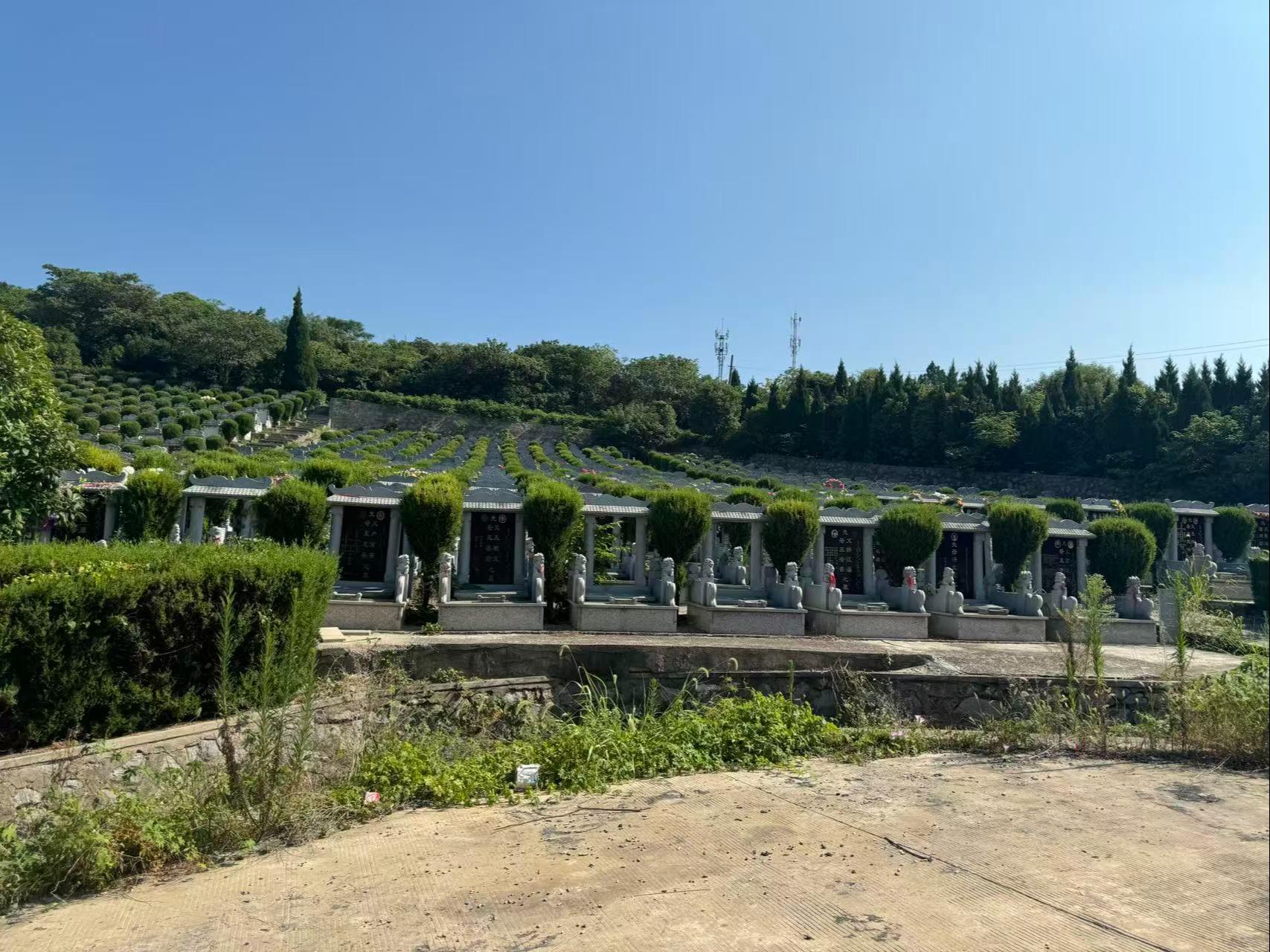 白云寺公墓园区图片
