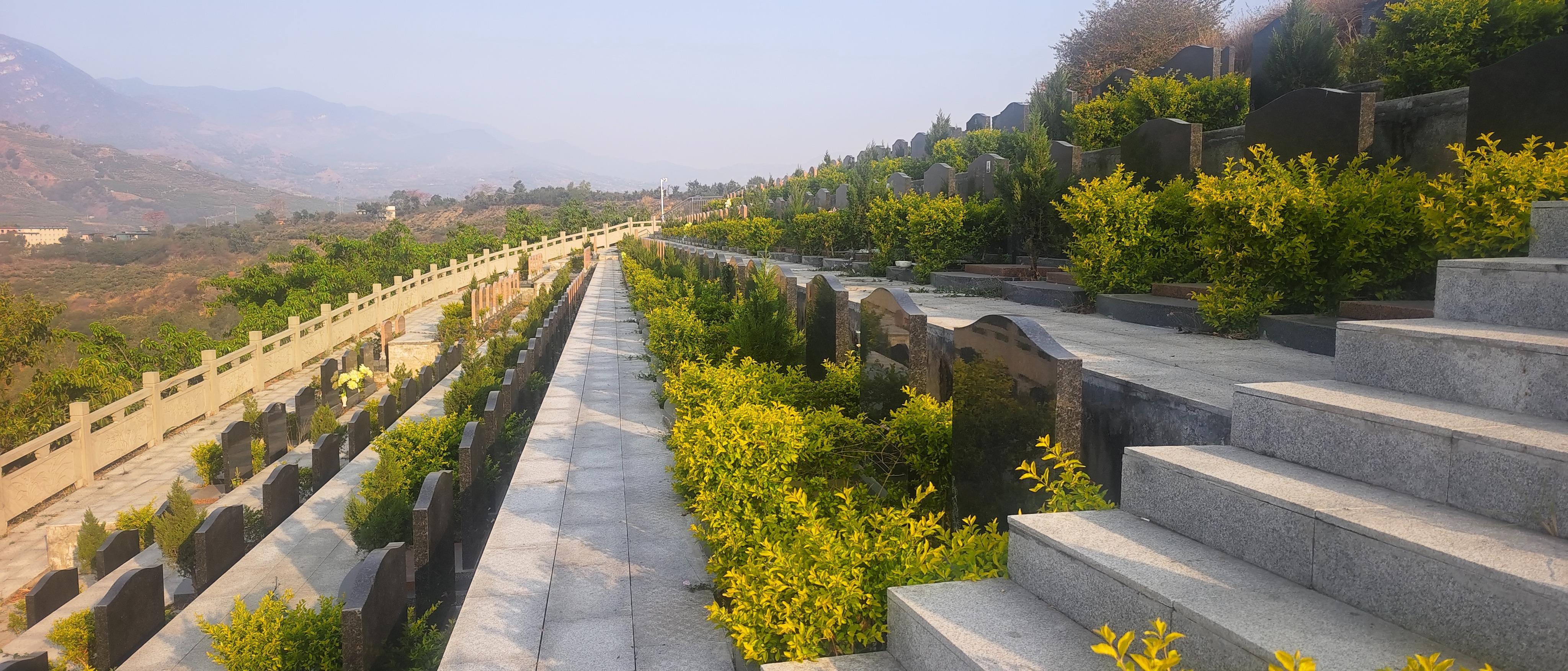 攀枝花市仁和区狮子山公墓园区图片