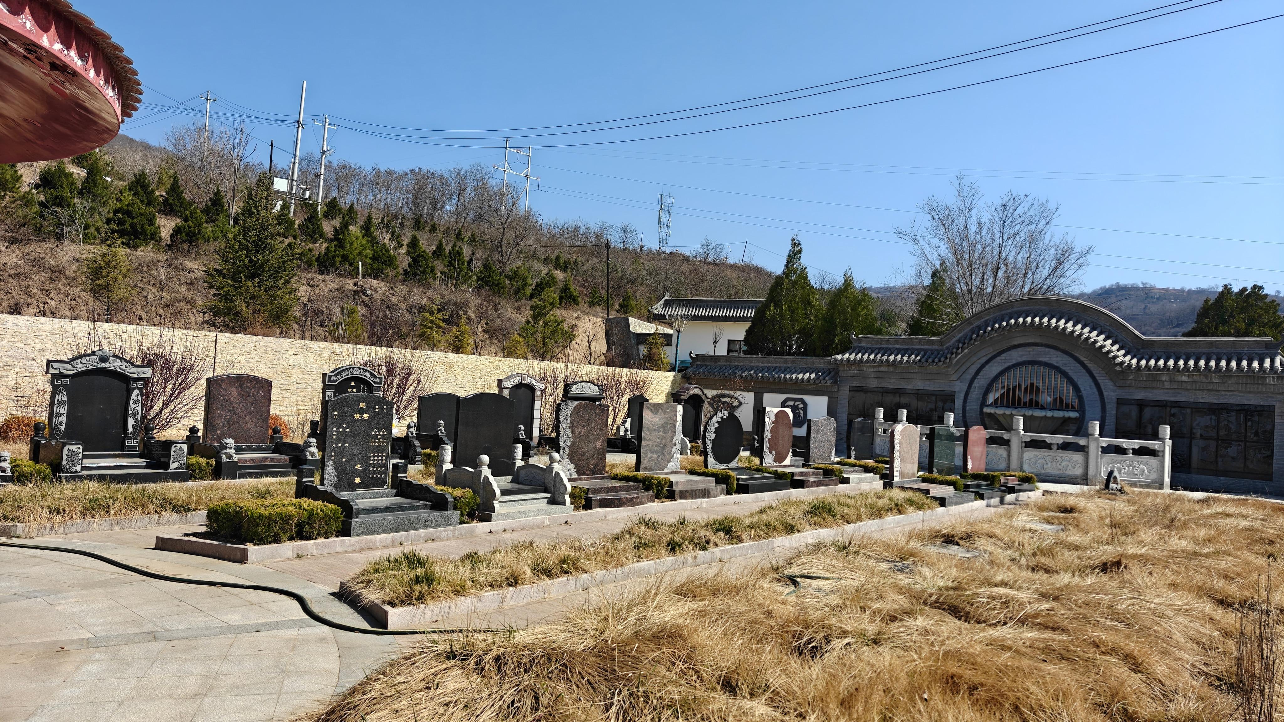 天水盘龙山公墓园区图片