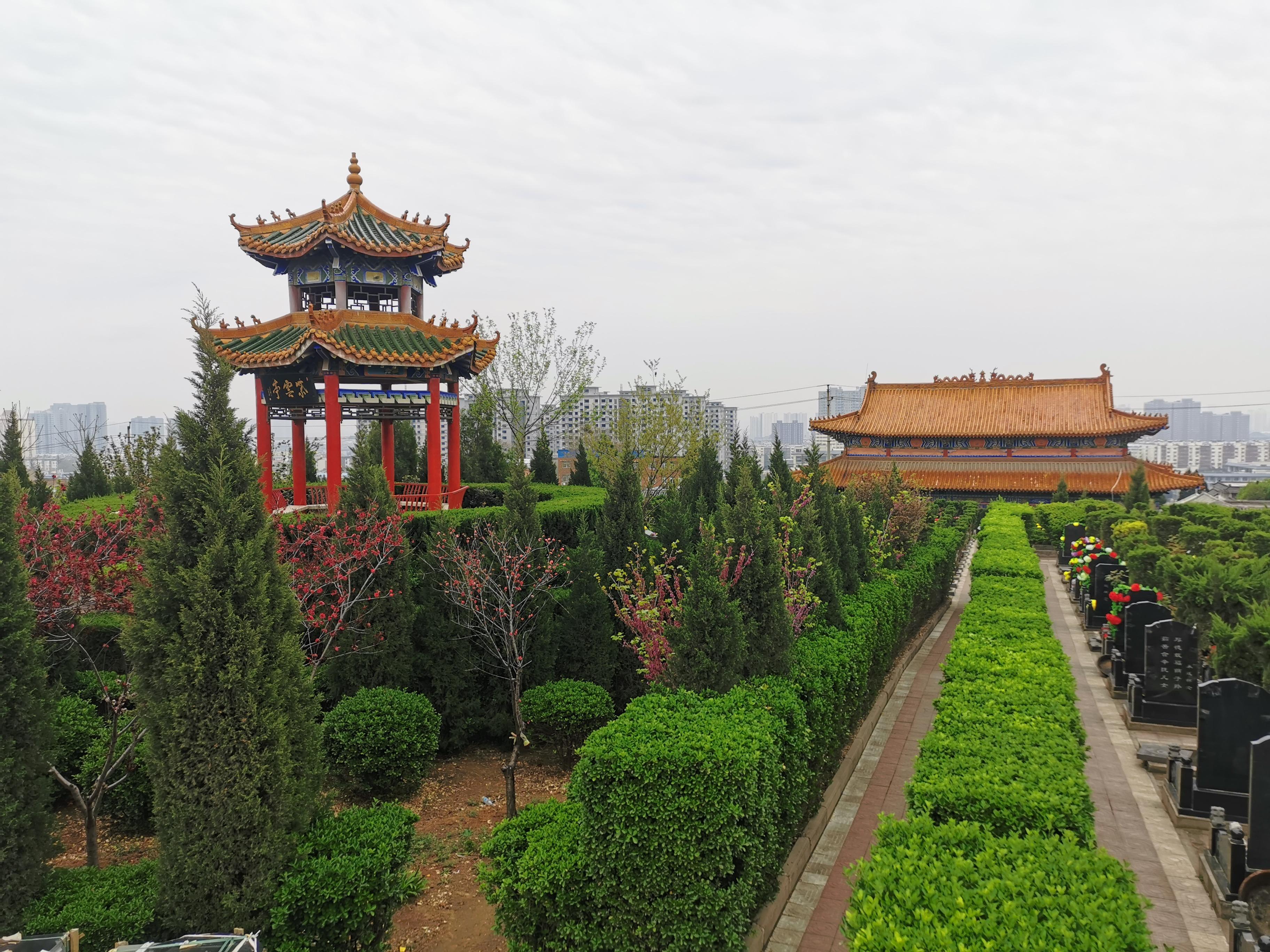 邙山公墓园区图片