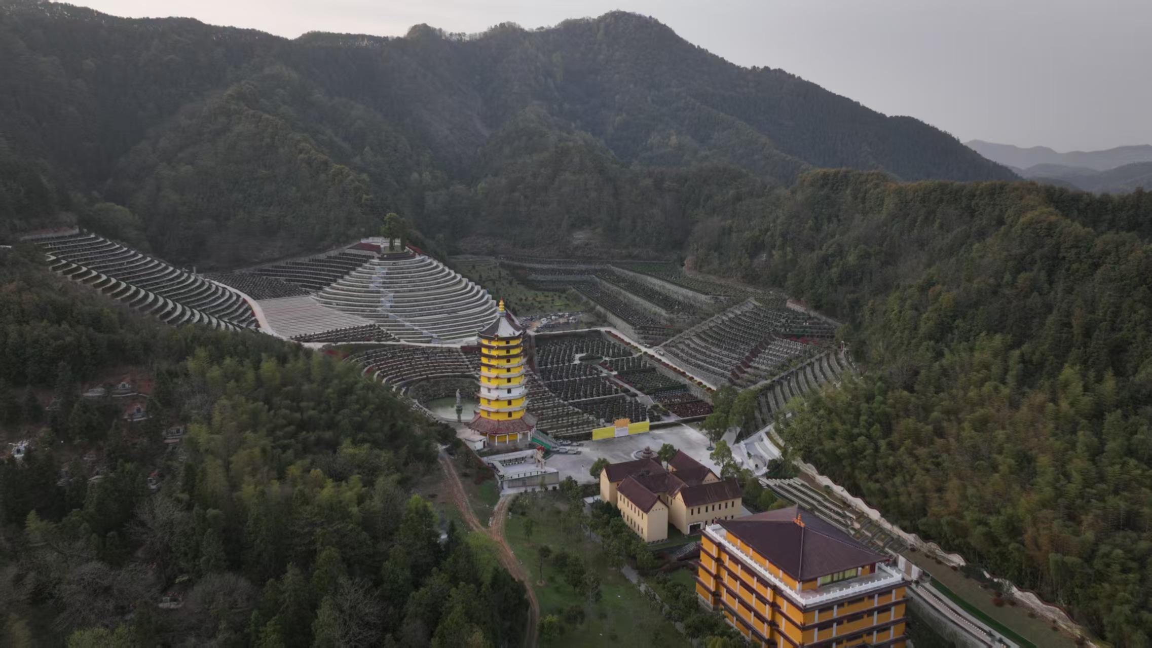 安徽省九华山陵园有限公司园区图片