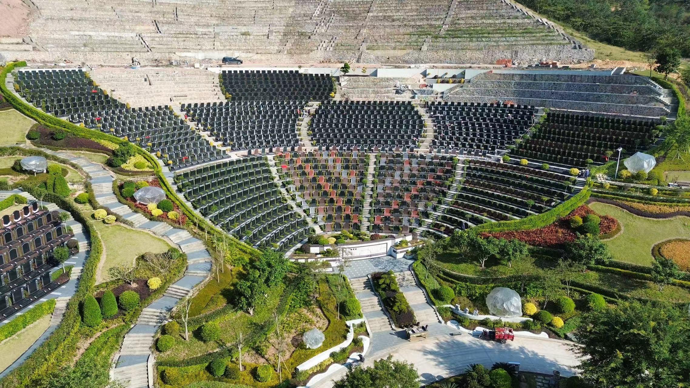 南宁龙山陵园园区图片
