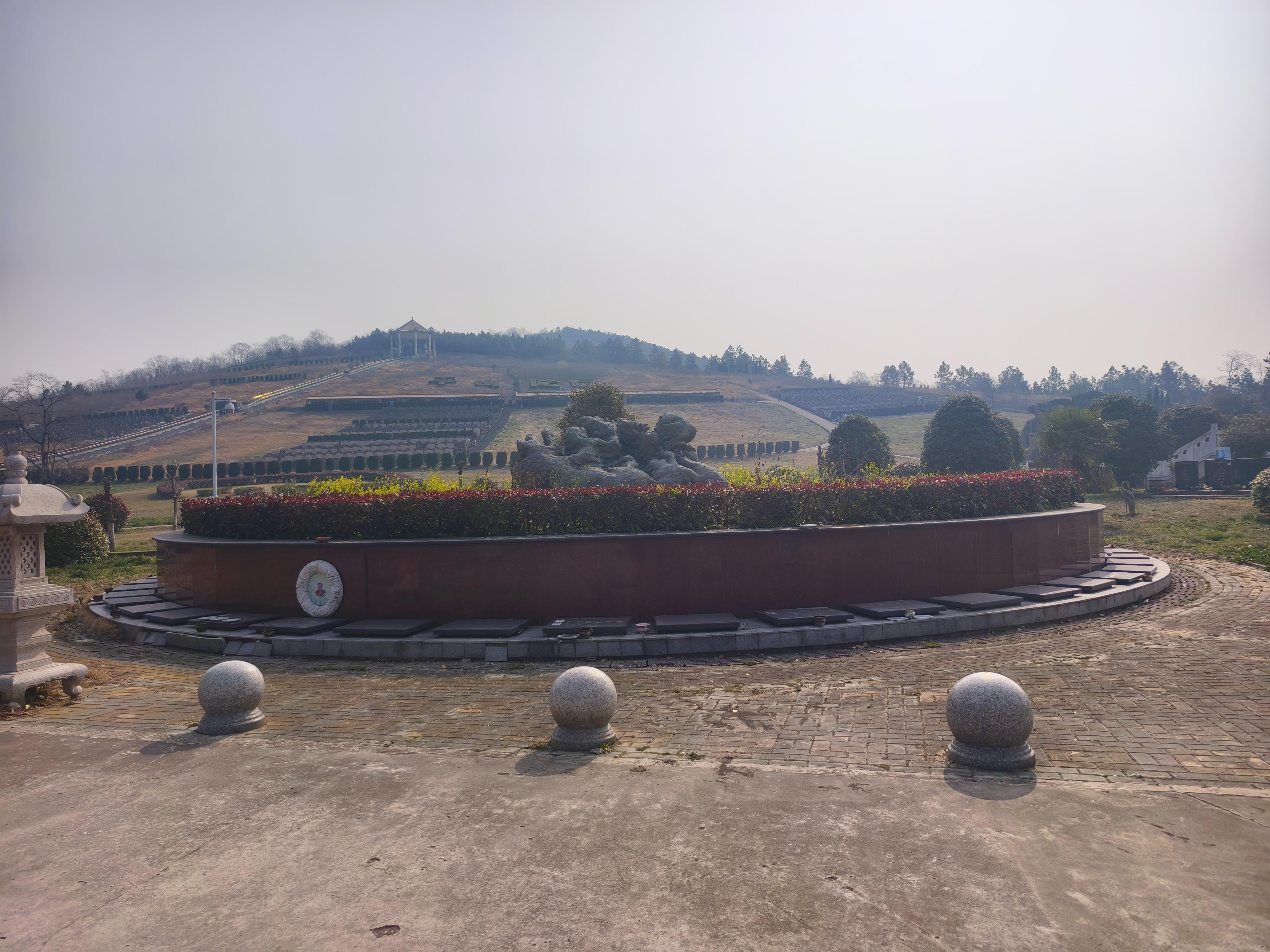 蚌埠市平山陵园有限责任公司园区图片