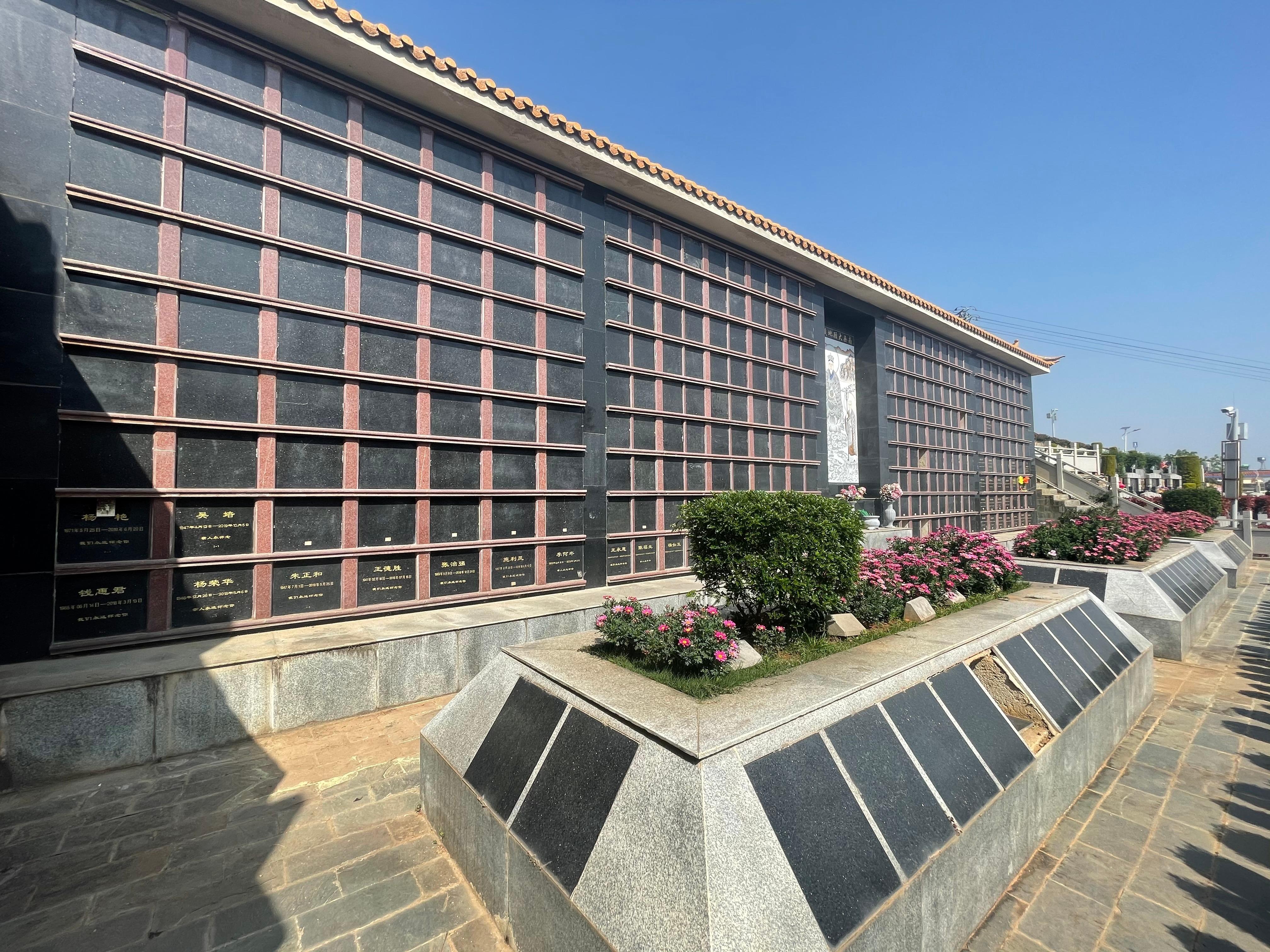 大理市青光山公墓园区图片