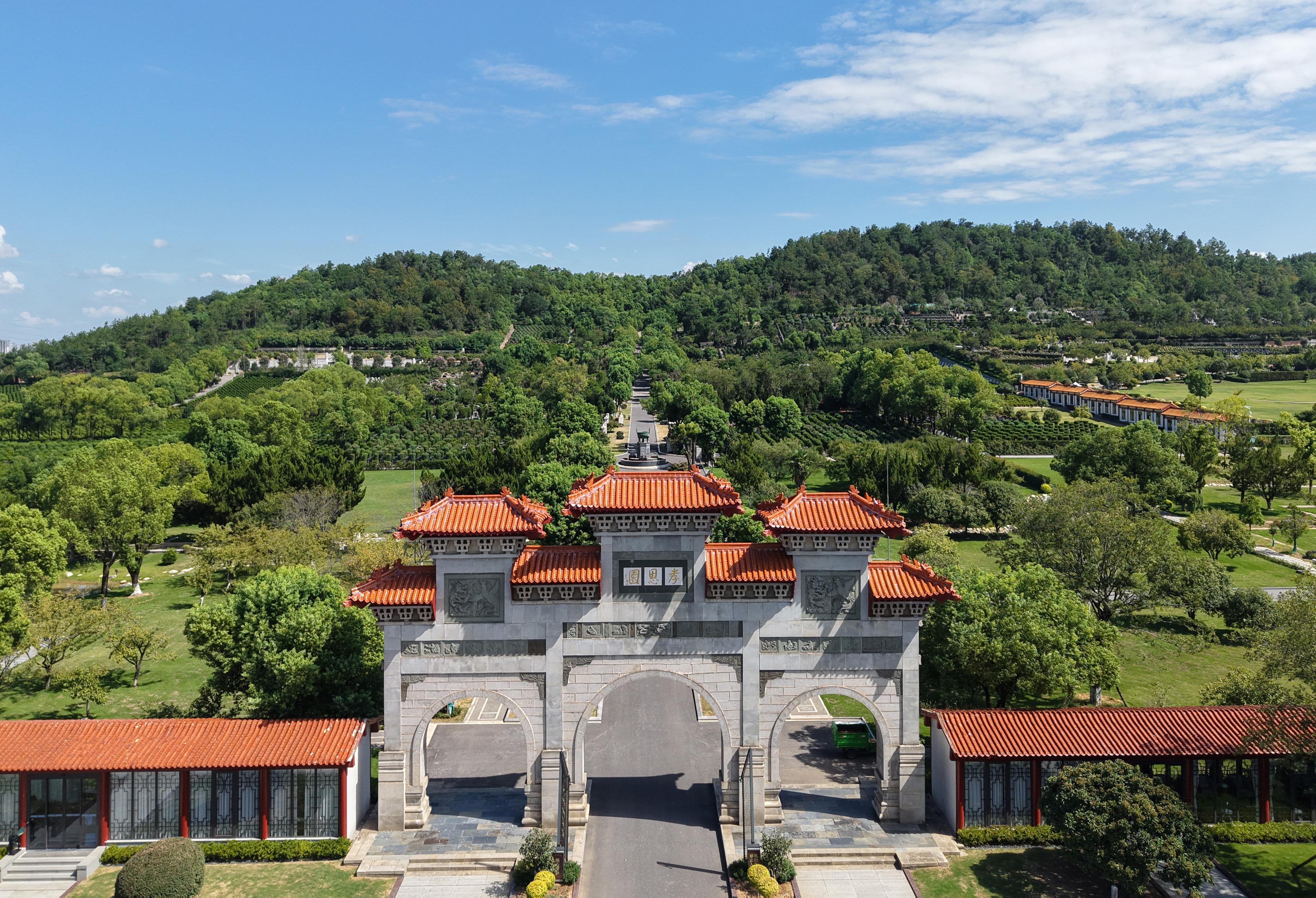 武汉龙泉山孝恩园有限公司园区图片