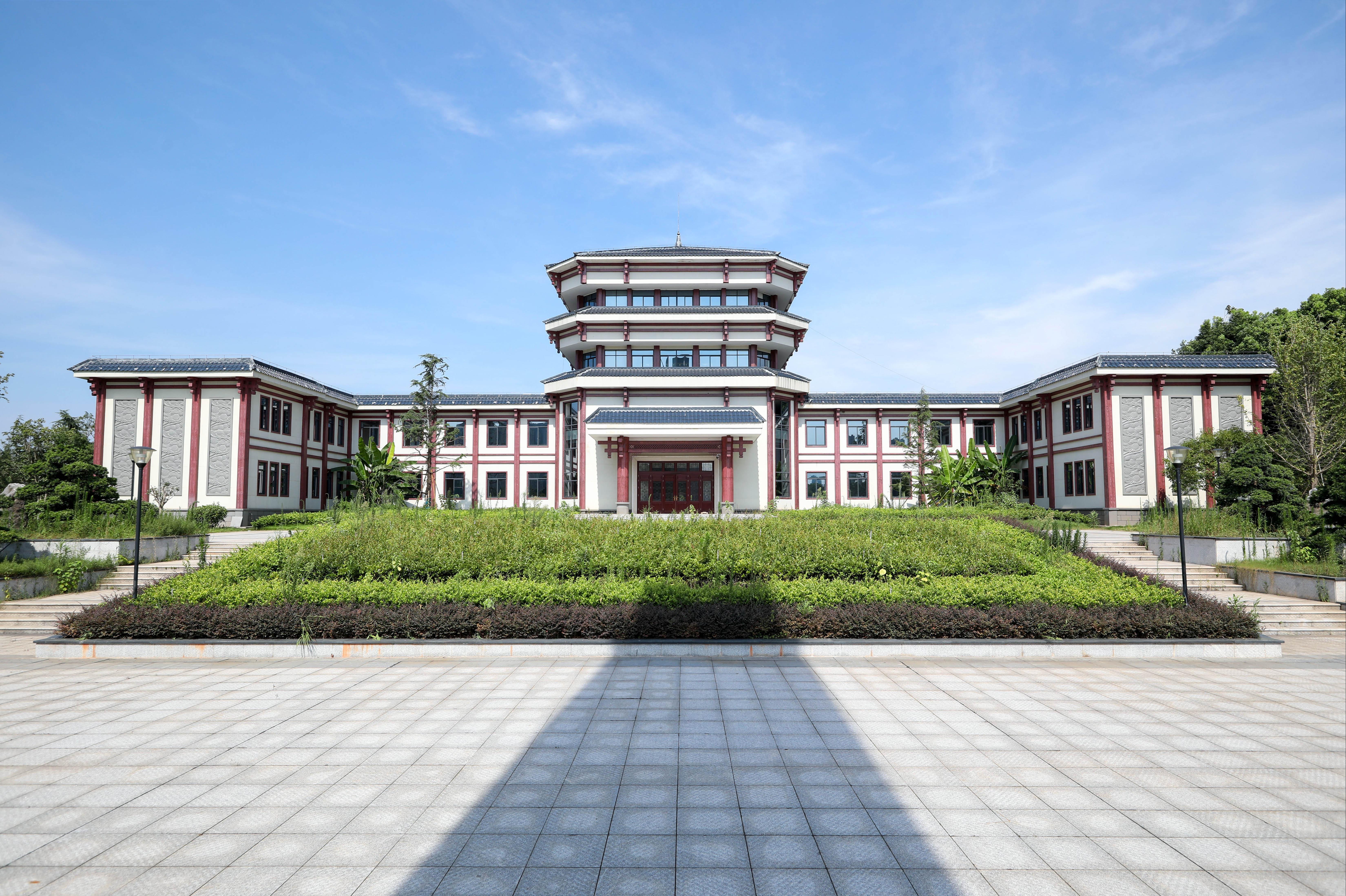 湖南革命陵园园区图片