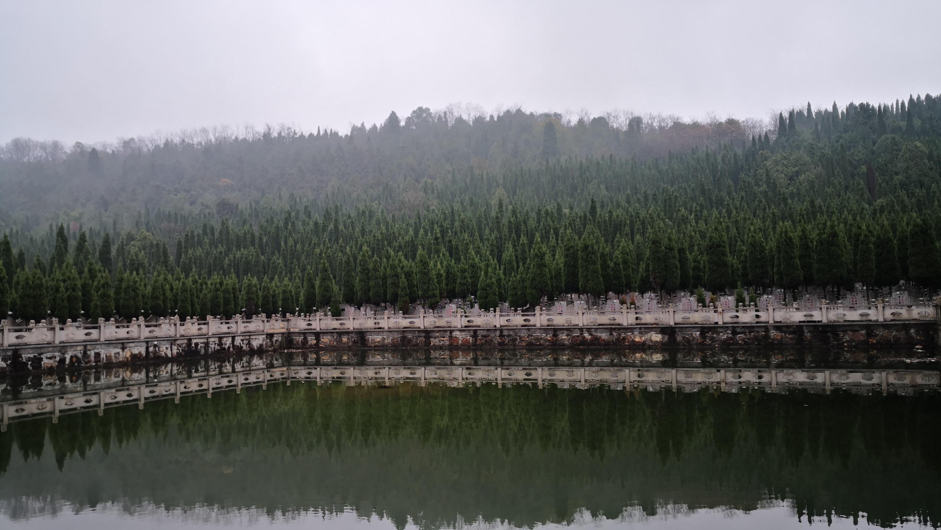 常州市凤凰山华侨公墓凤凰墓区园区图片