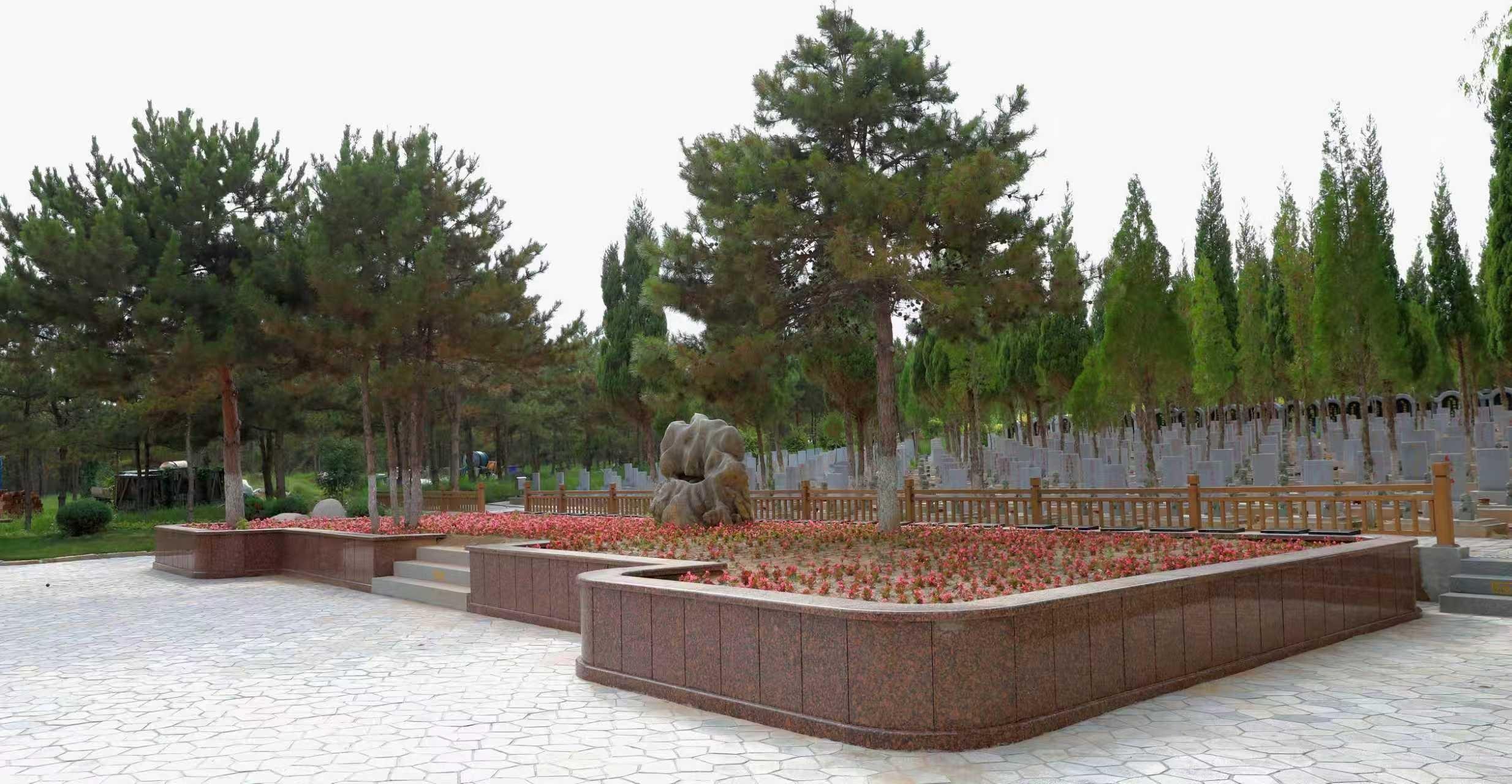 赤峰市红山区南山公墓服务中心园区图片