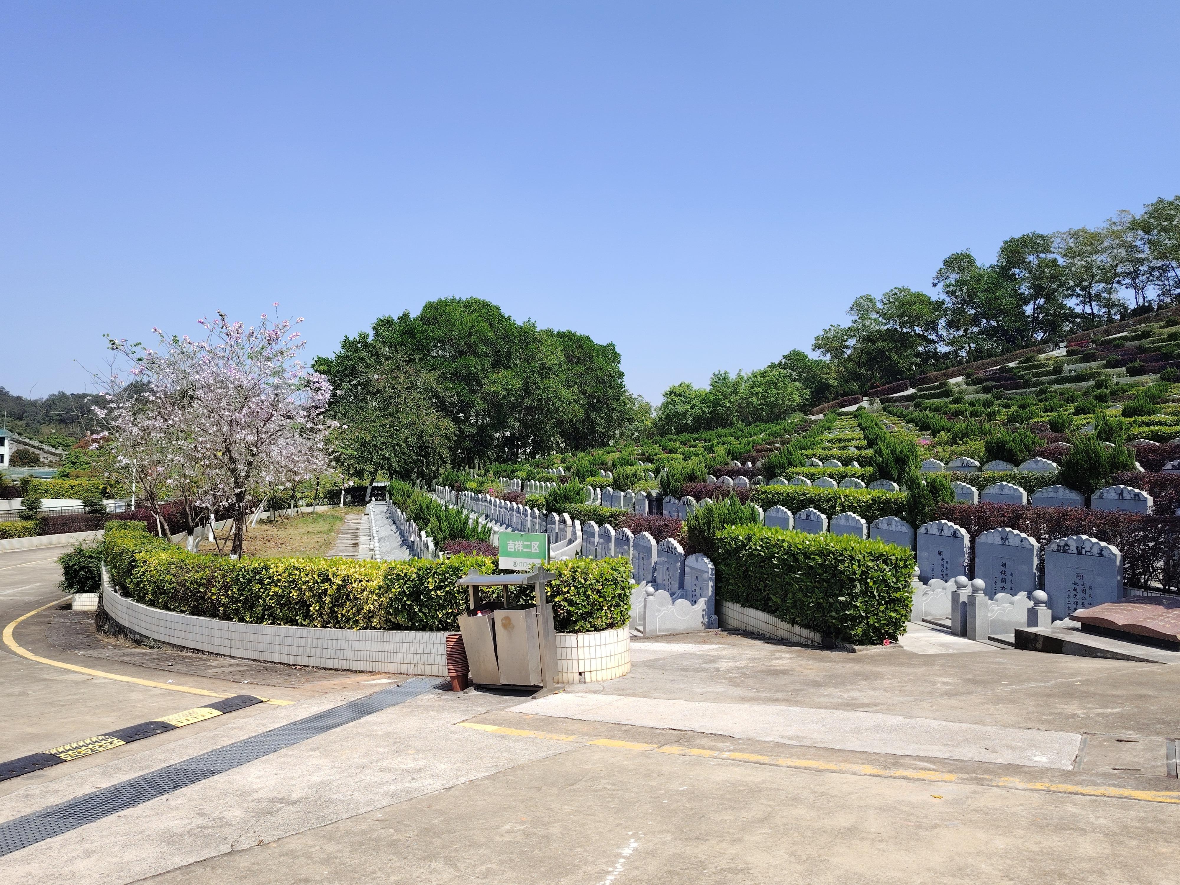 江门长青墓园园区图片