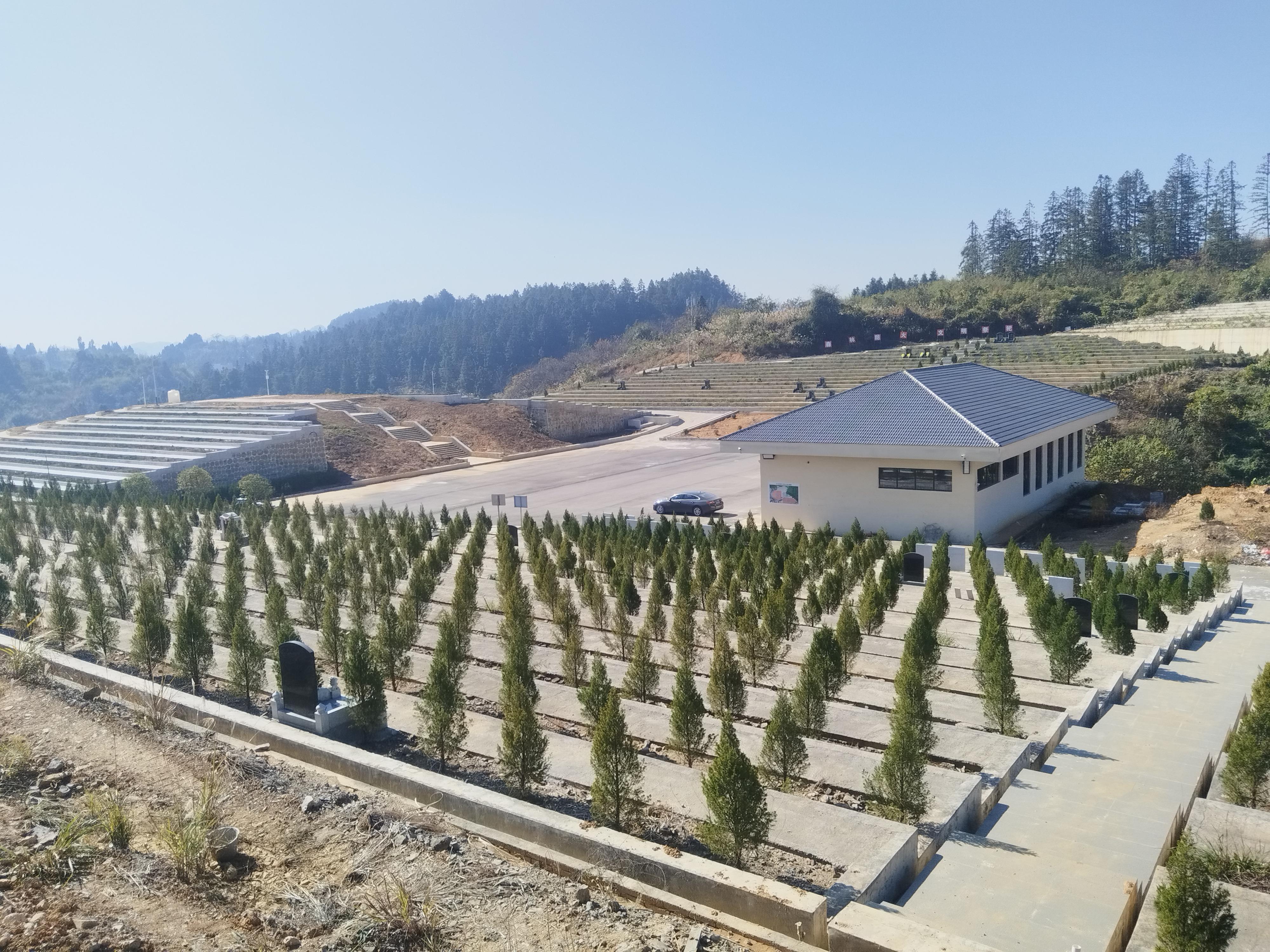 铜仁市万山区龙峰园殡仪馆有限公司园区图片