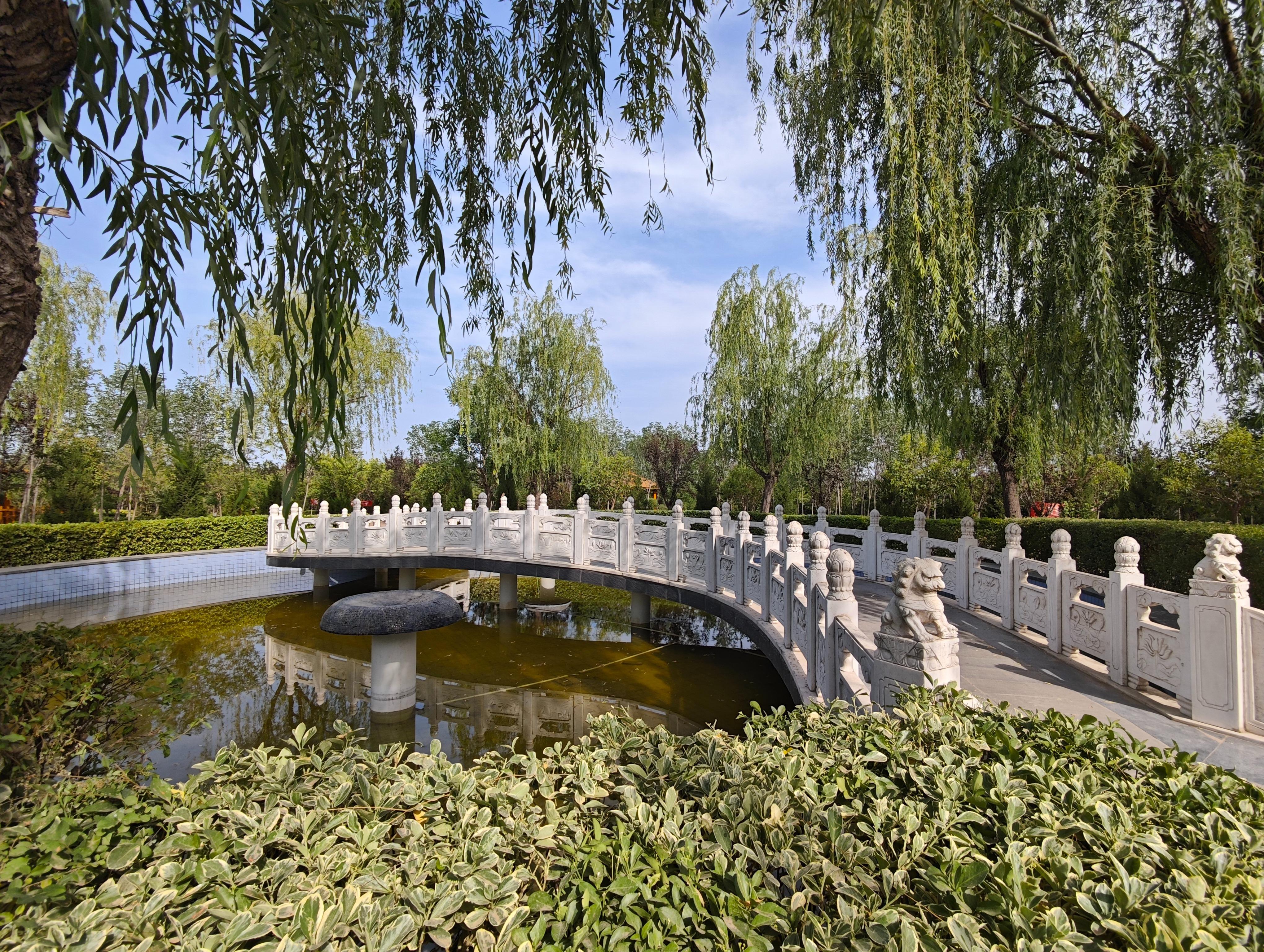 西安市阎良区汉皇树葬墓园园区图片
