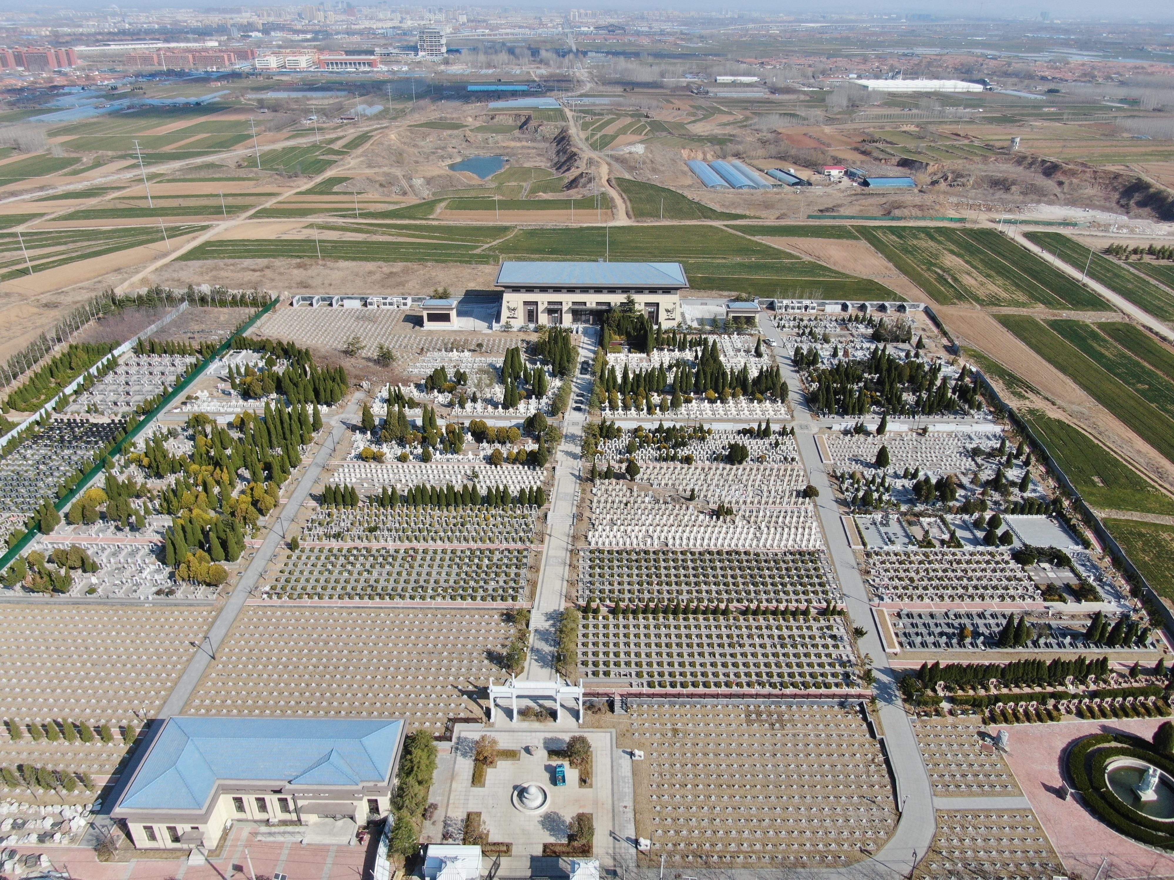 莱西市凤凰岭公墓管理服务中心园区图片