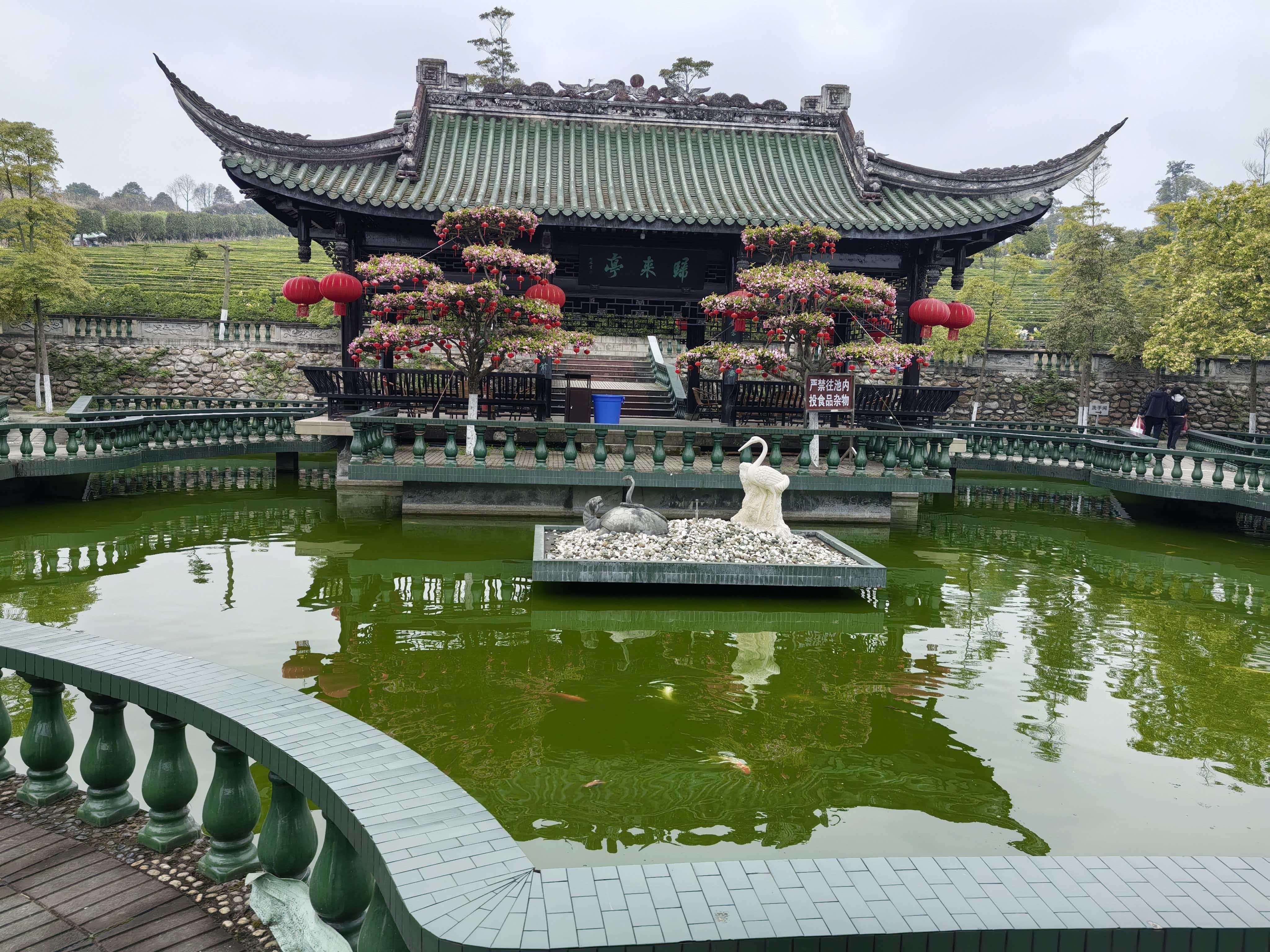 成都市金牛区皇恩寺陵园园区图片