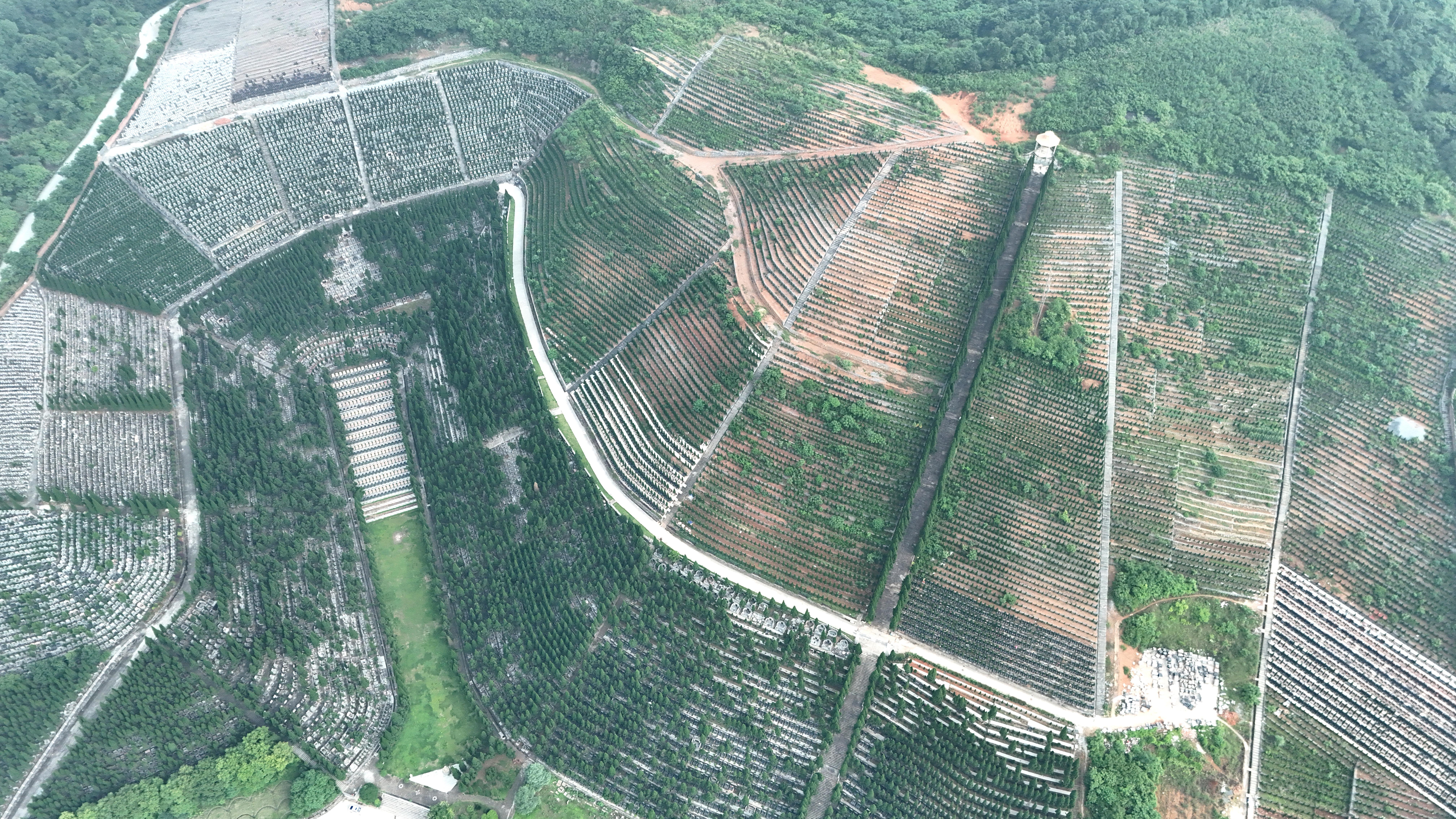 郴州市殡仪馆（香山陵园）