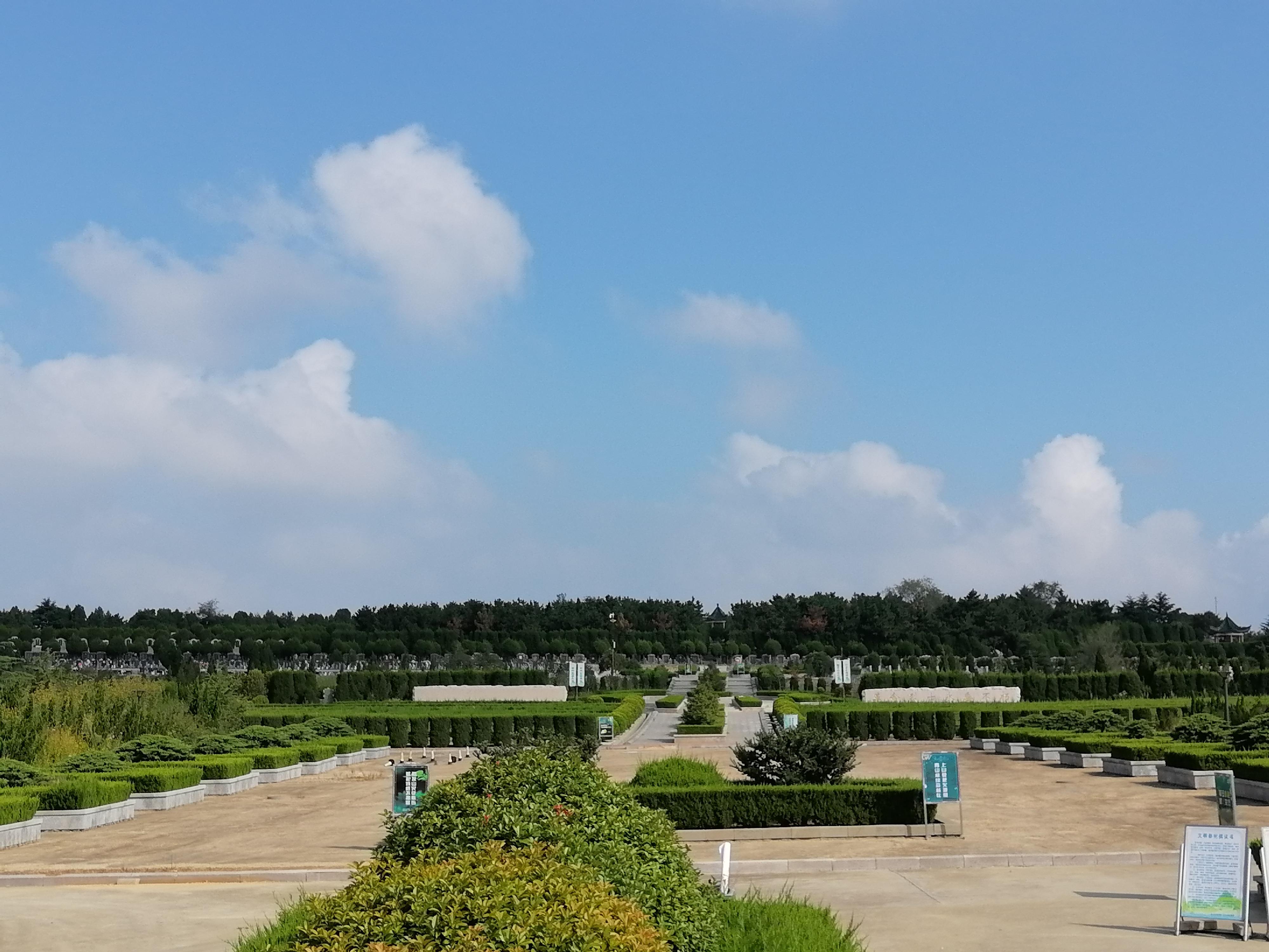乳山市万安公墓园区图片