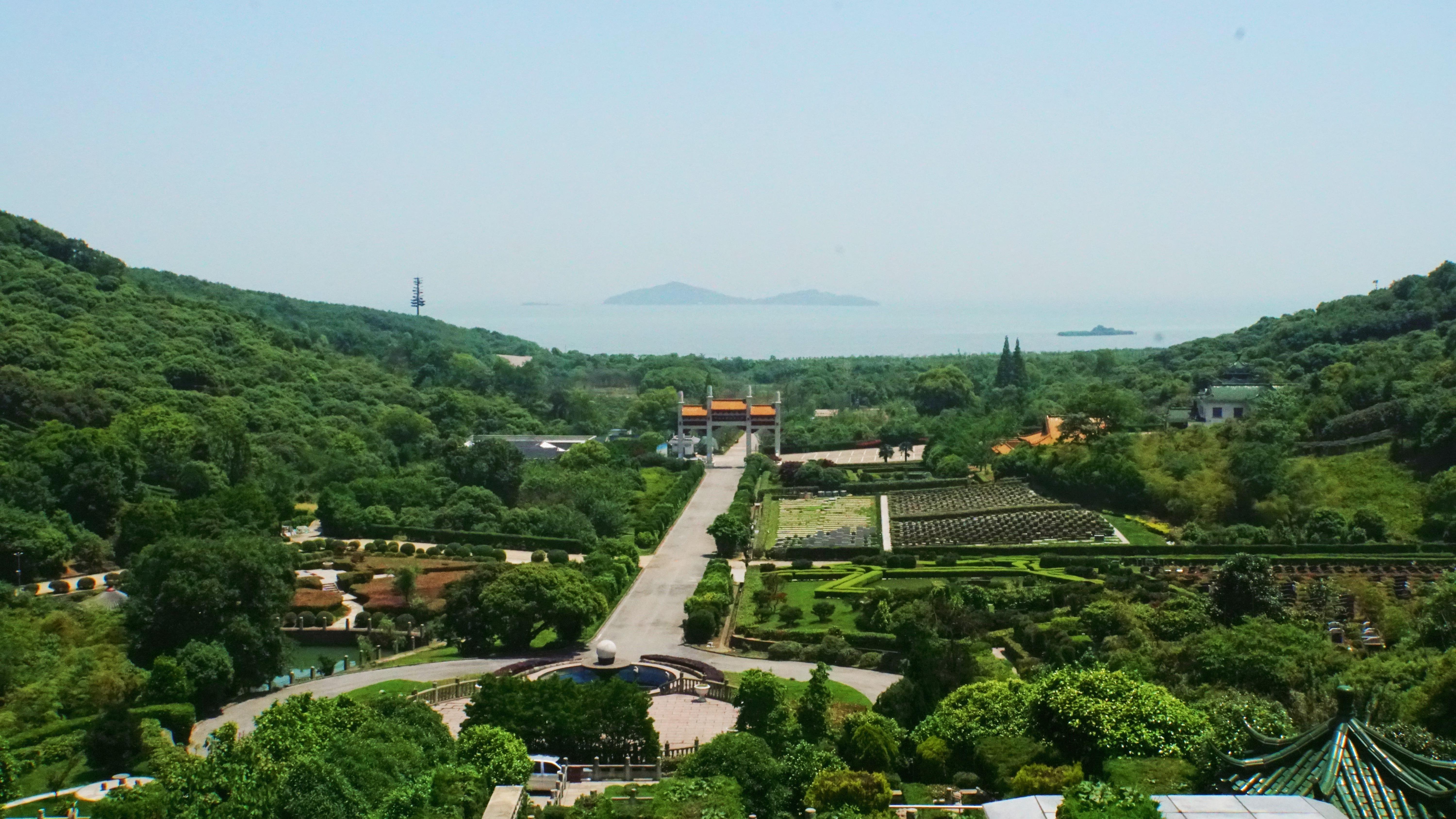无锡市华侨公墓园区图片