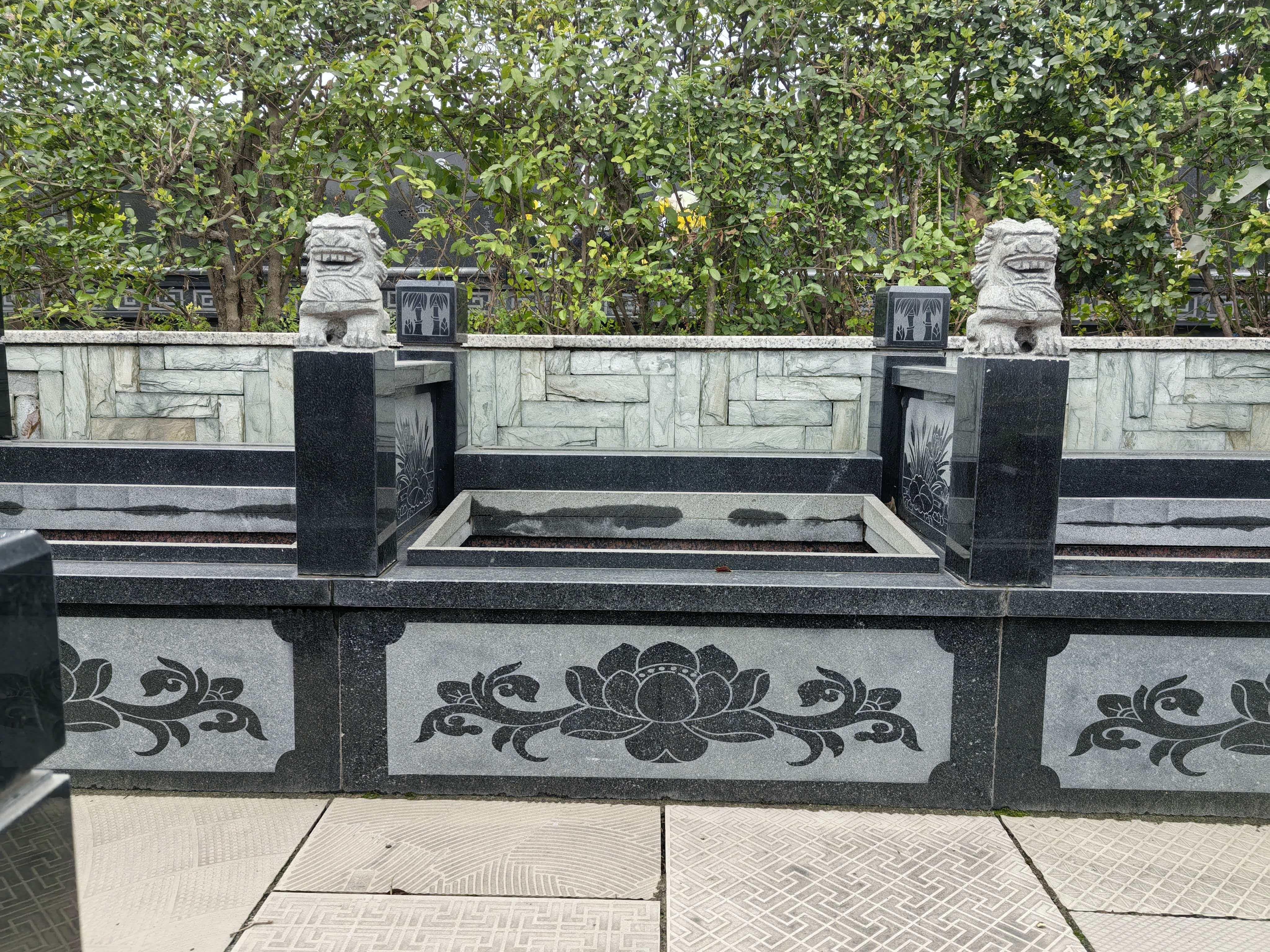 成都市金牛区皇恩寺陵园园区图片