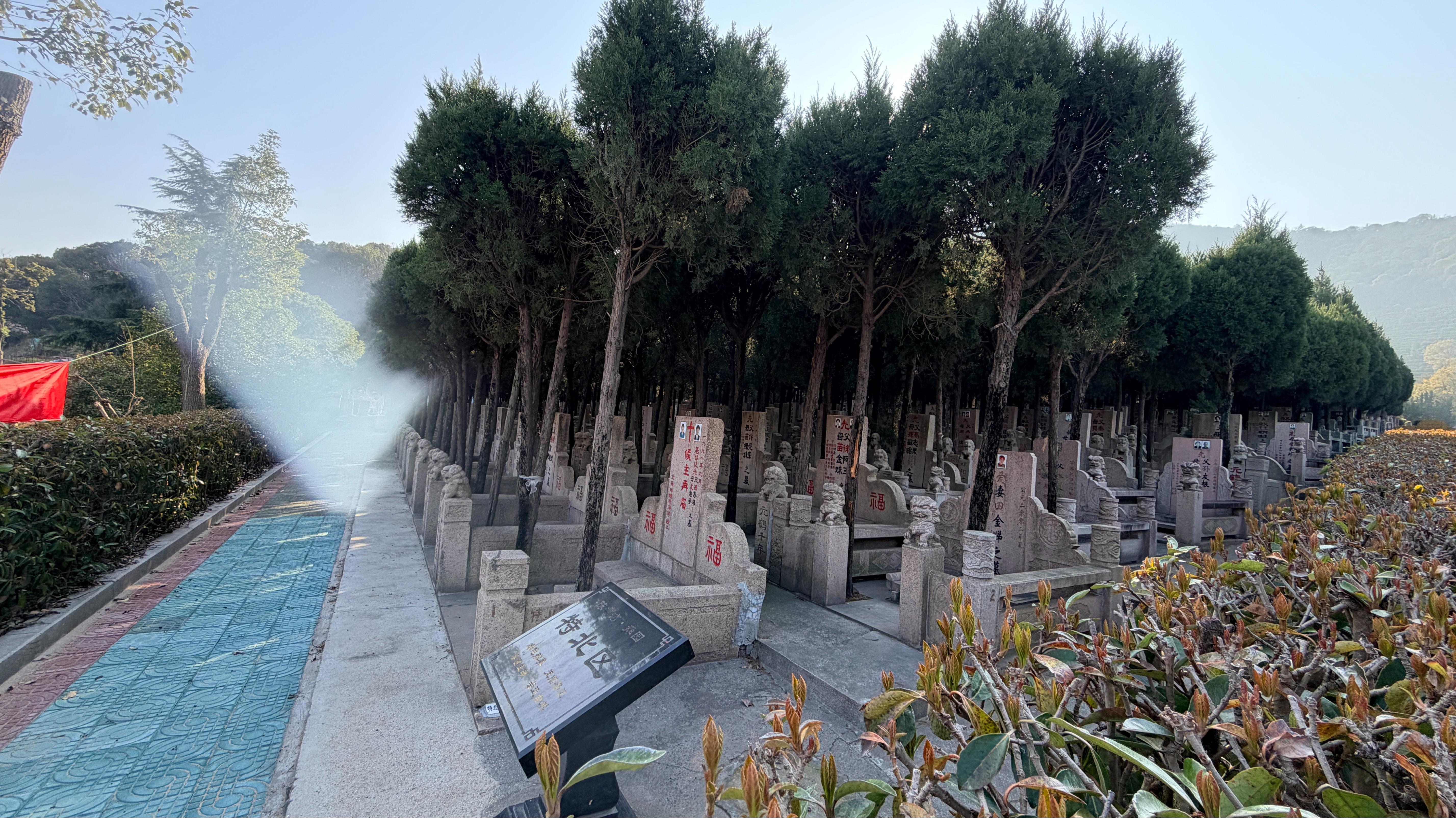 无锡市陈漕湾公墓园区图片