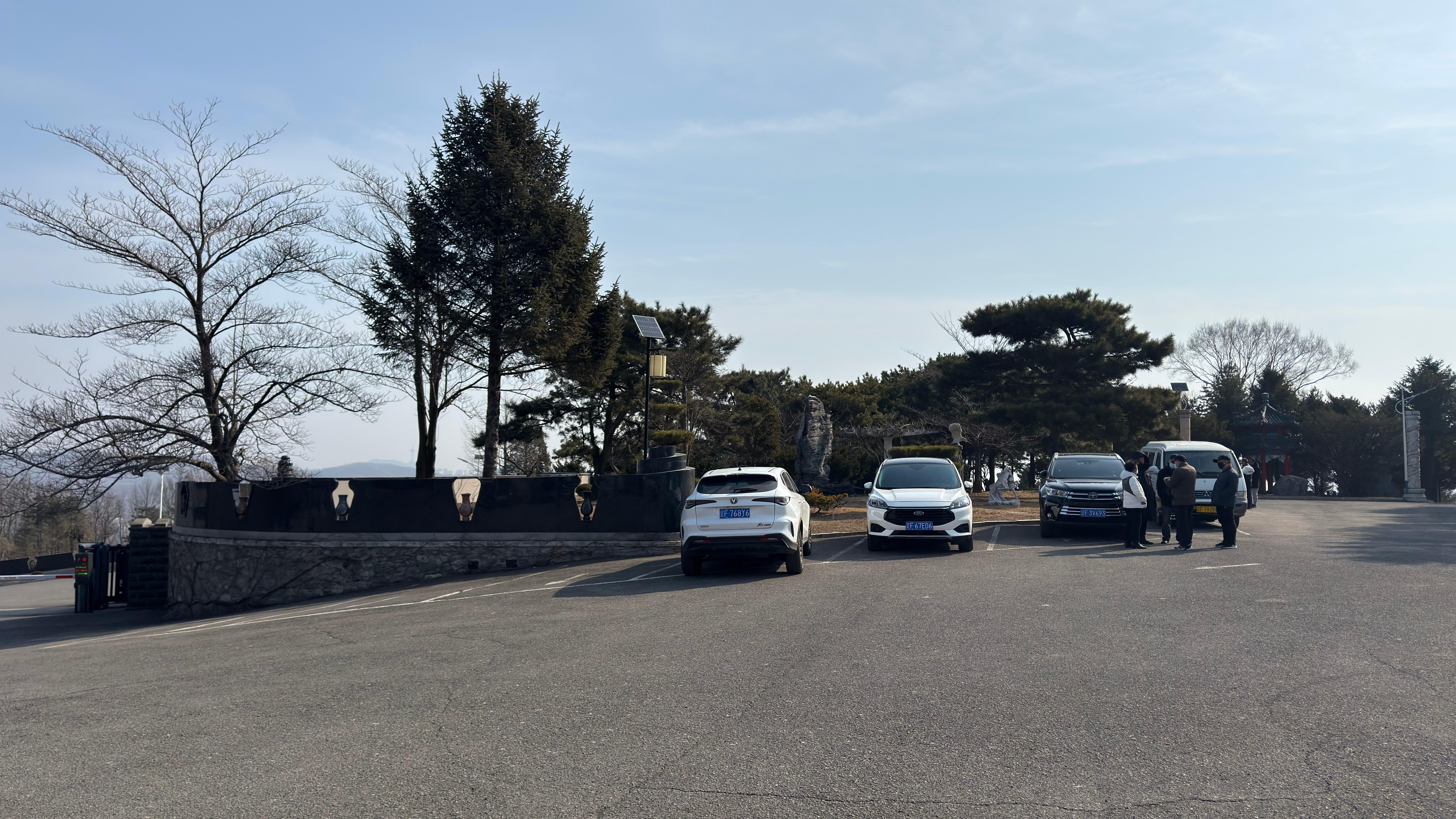 辽宁省丹东市花园社会公墓管理所园区图片