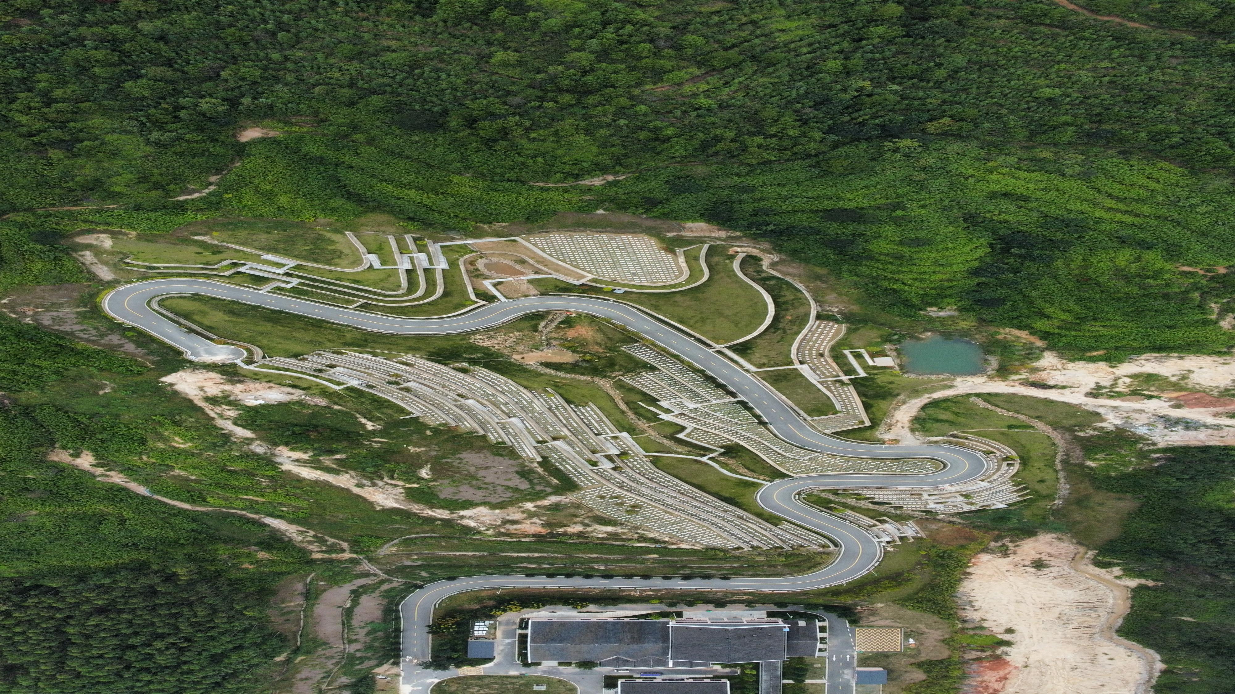 龙南市殡葬服务中心（富坑生态陵园公墓）