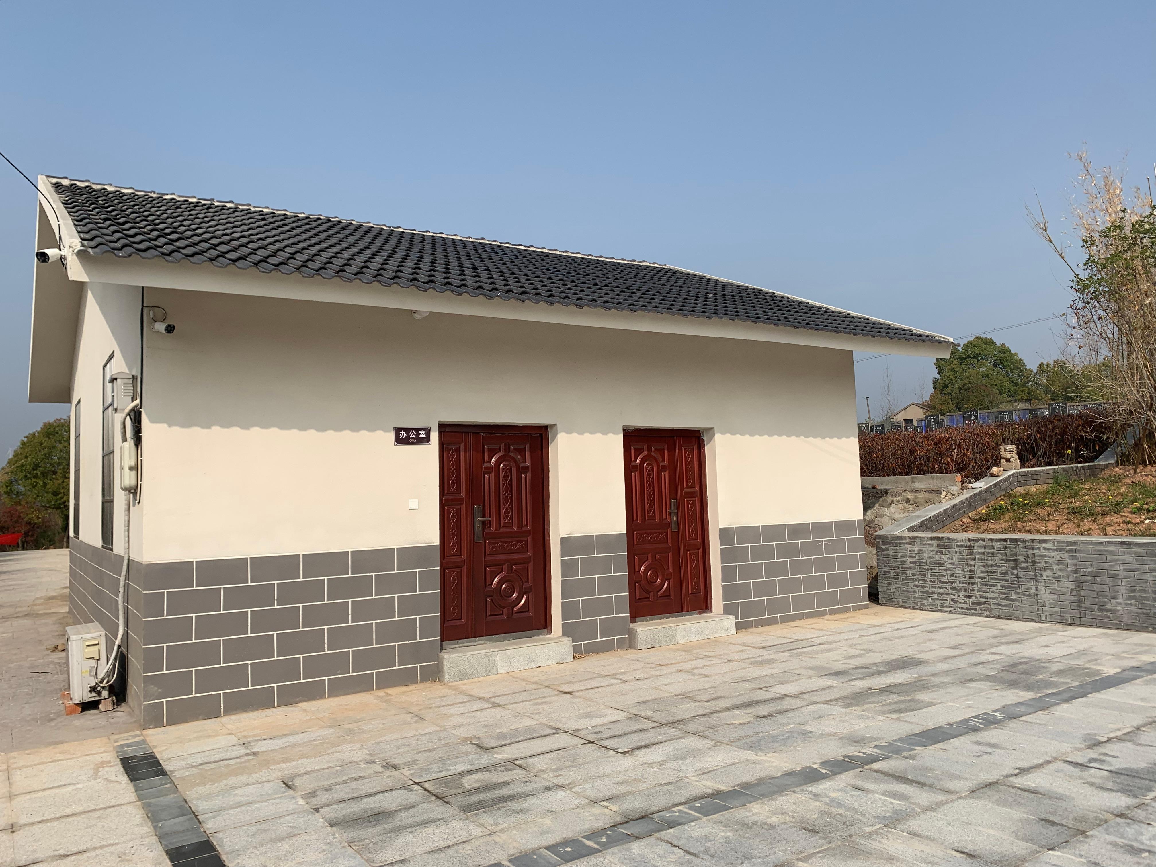滁州市全椒县马厂镇玉屏山公益性公墓。