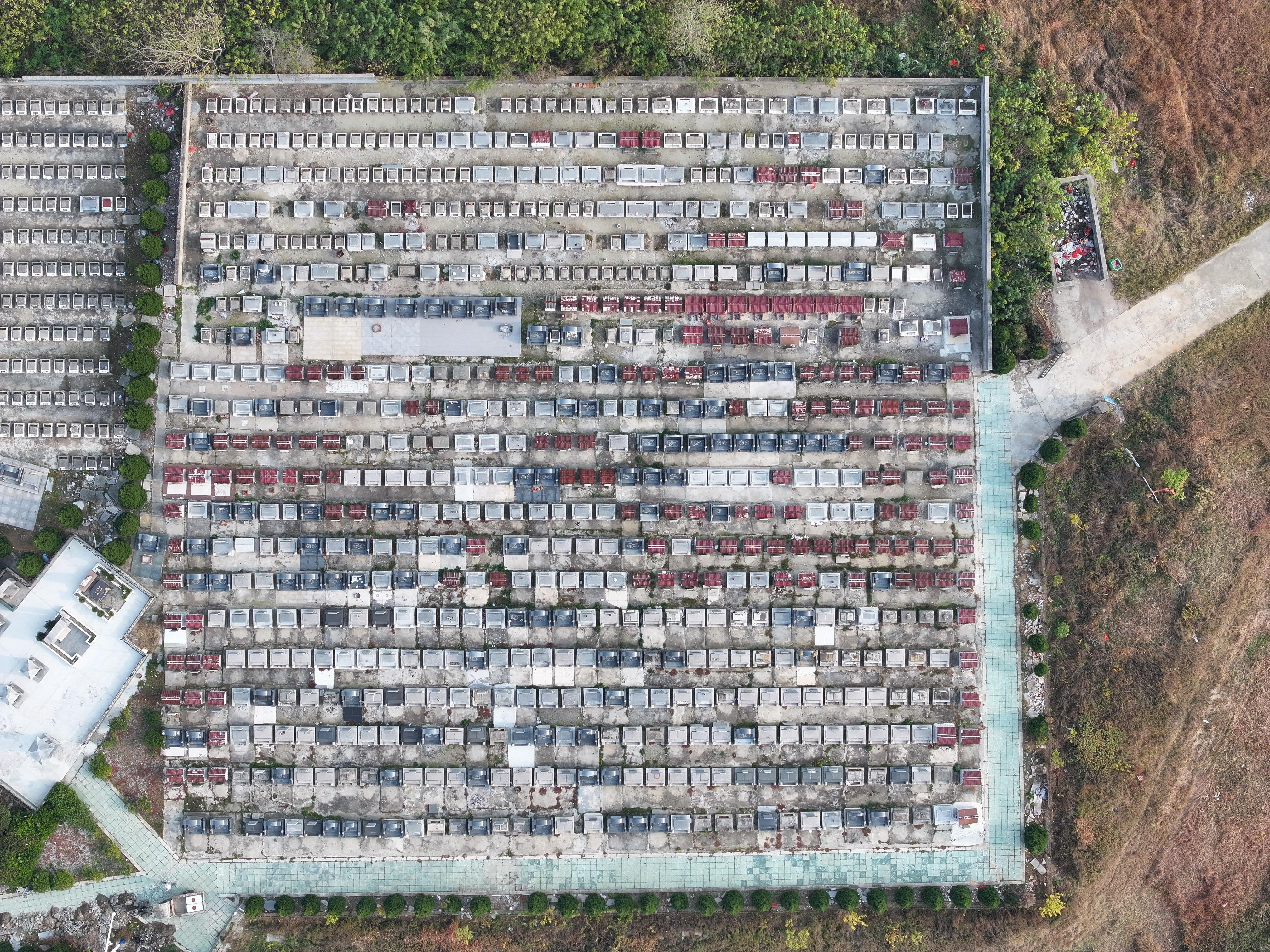 六合区马鞍街道尖山公墓园区图片