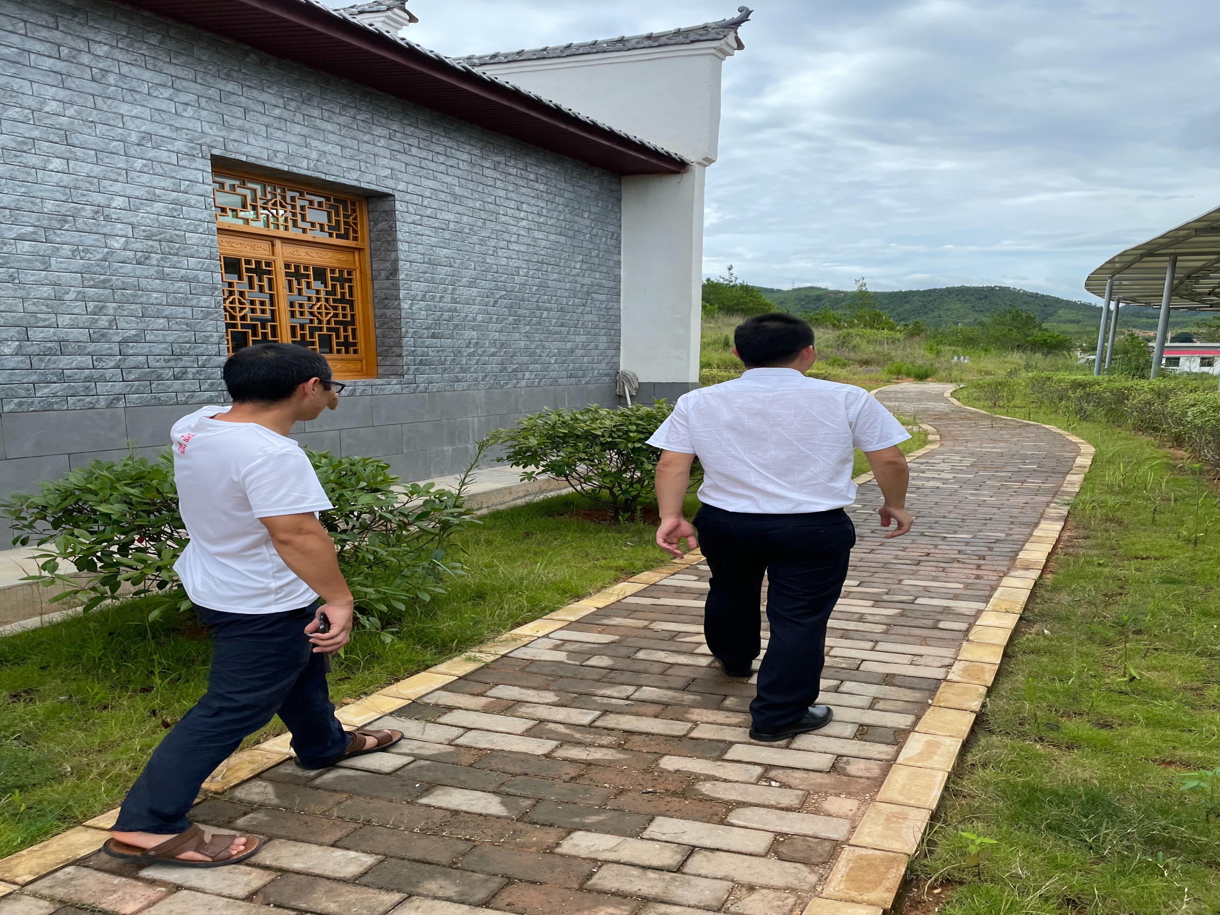 隆坪乡村级公益性骨灰堂园区图片