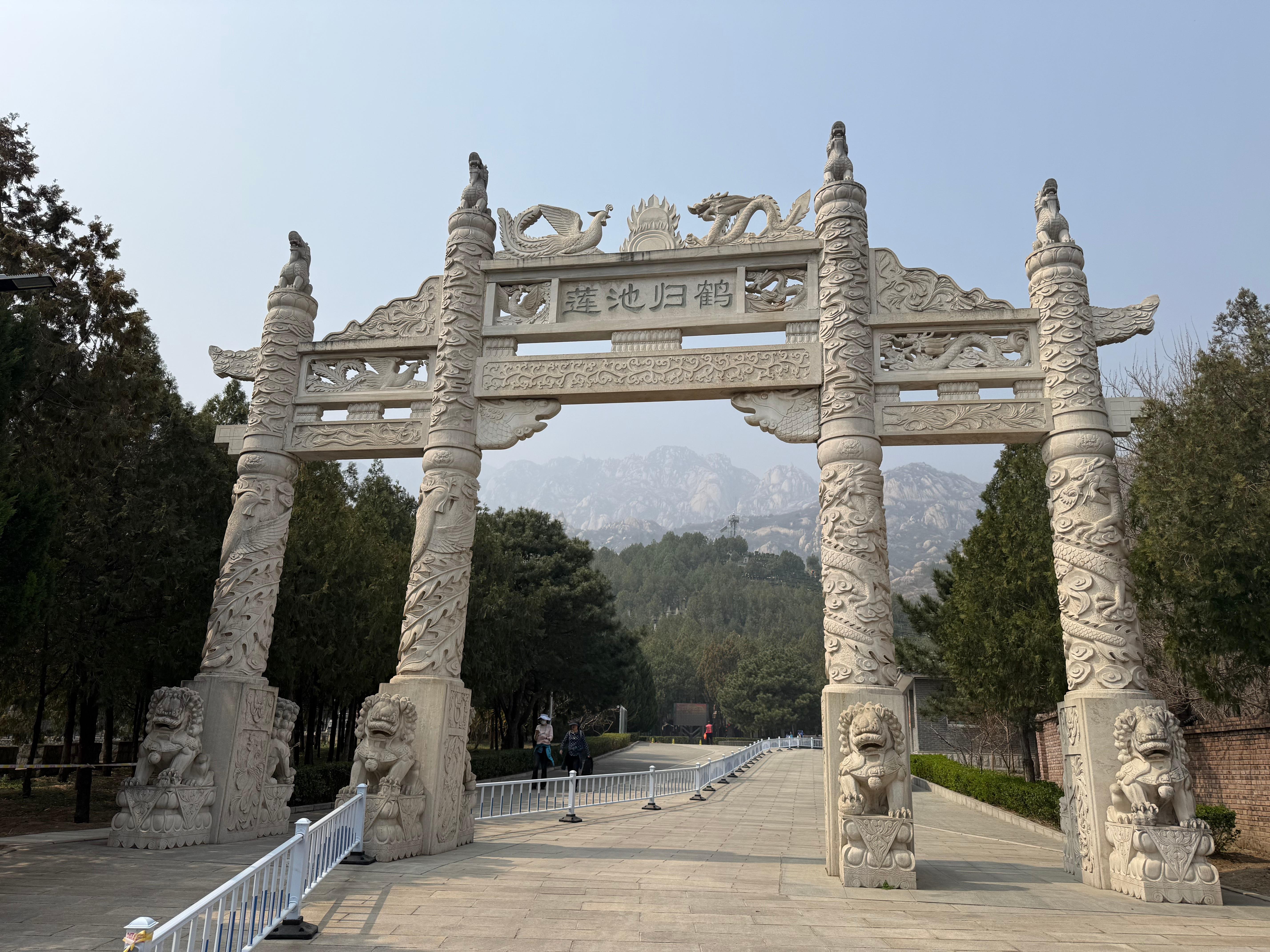 西山公墓园区图片