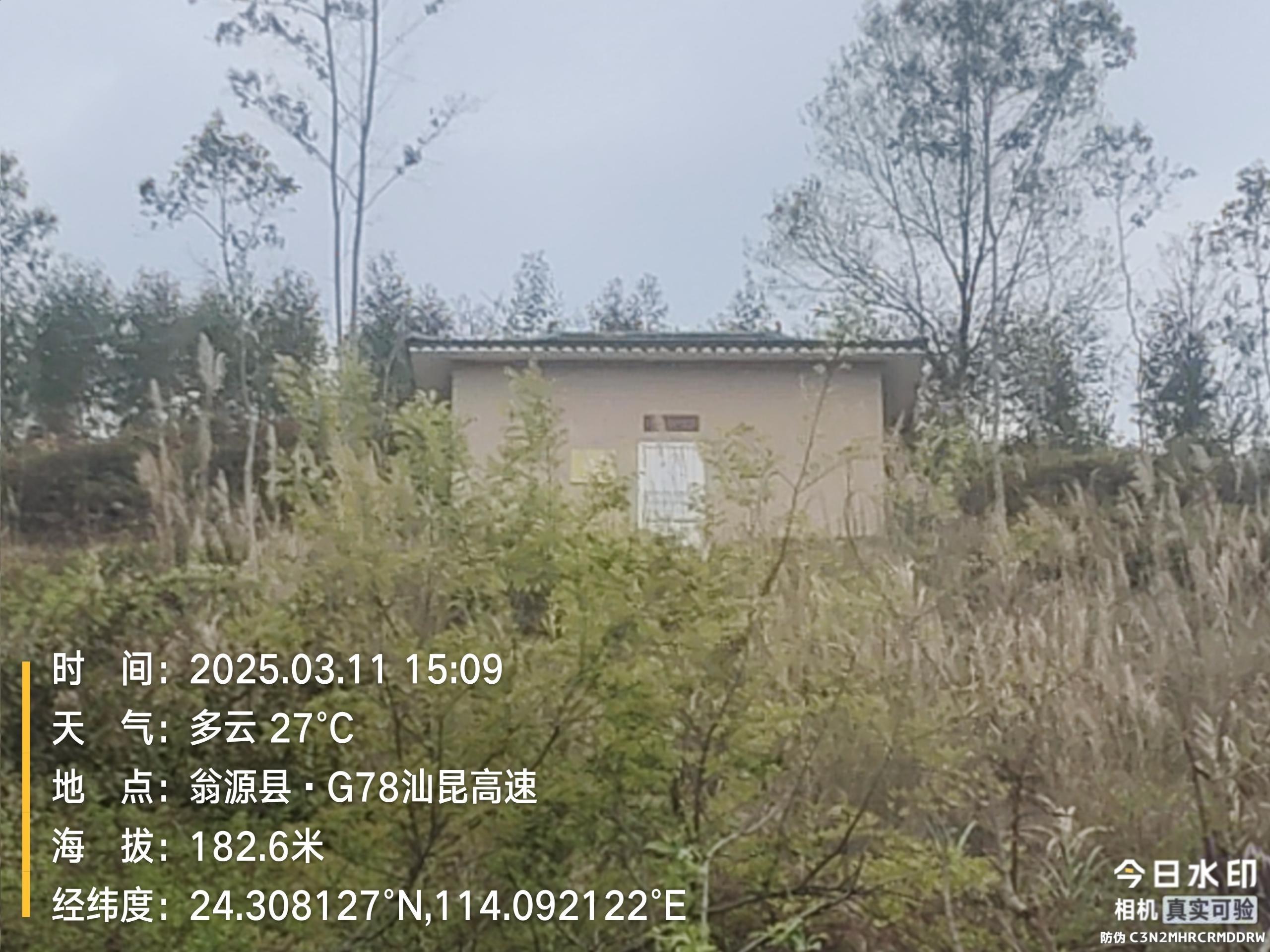 翁源县龙仙镇良洞村田背村小组长安楼园区图片