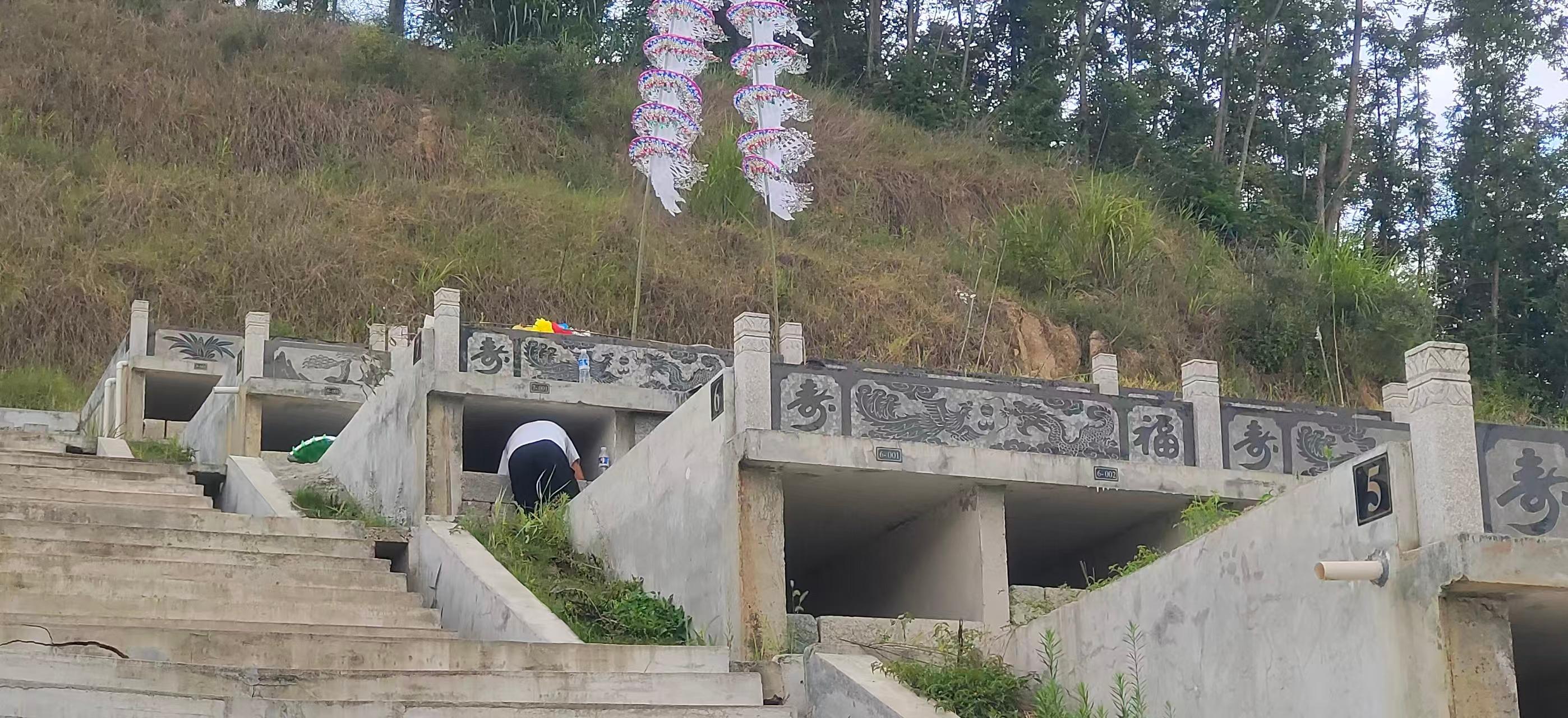 凫阳公益性公墓园区图片