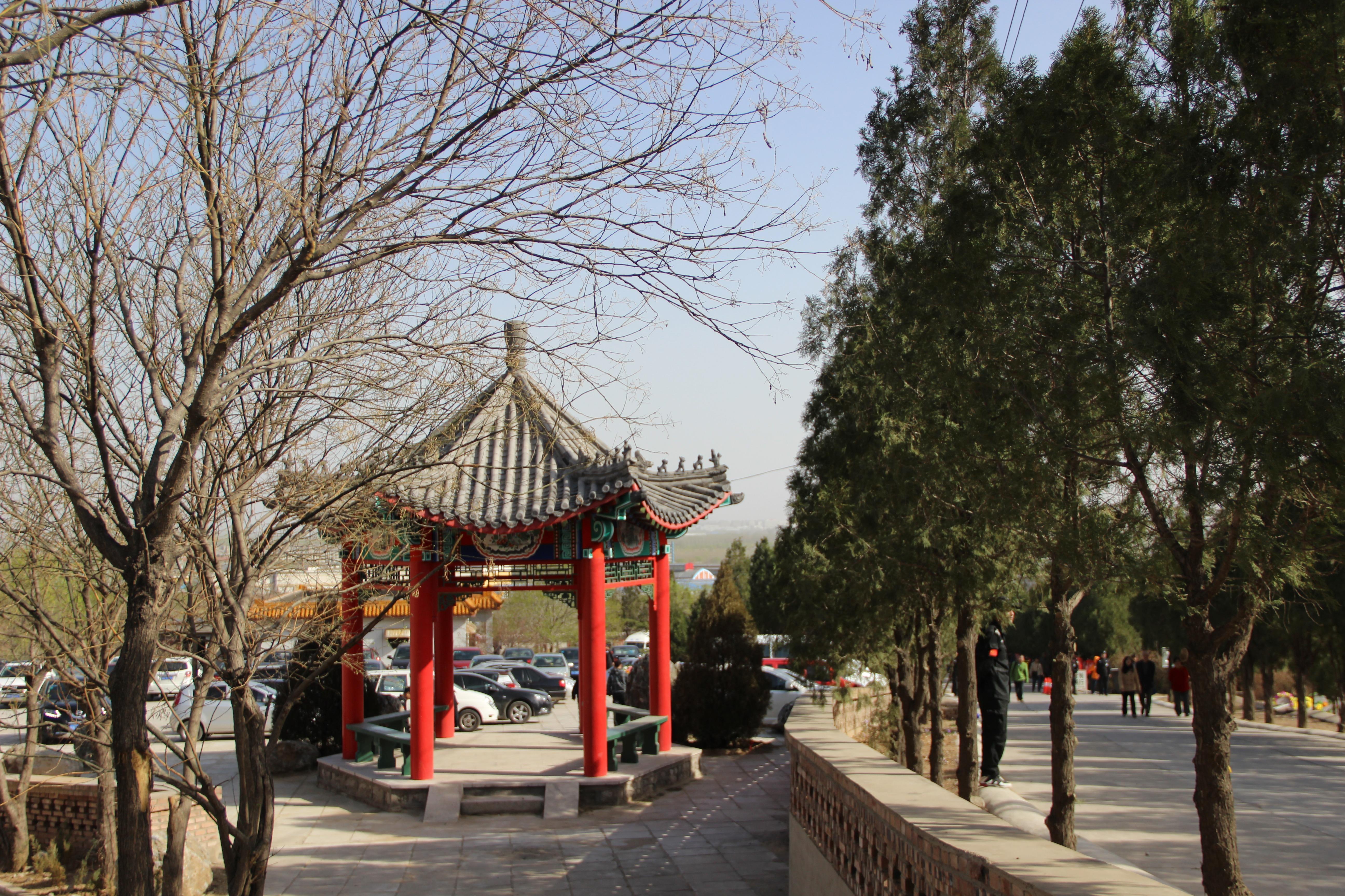 北京市海淀区西北旺镇青山公墓园区图片